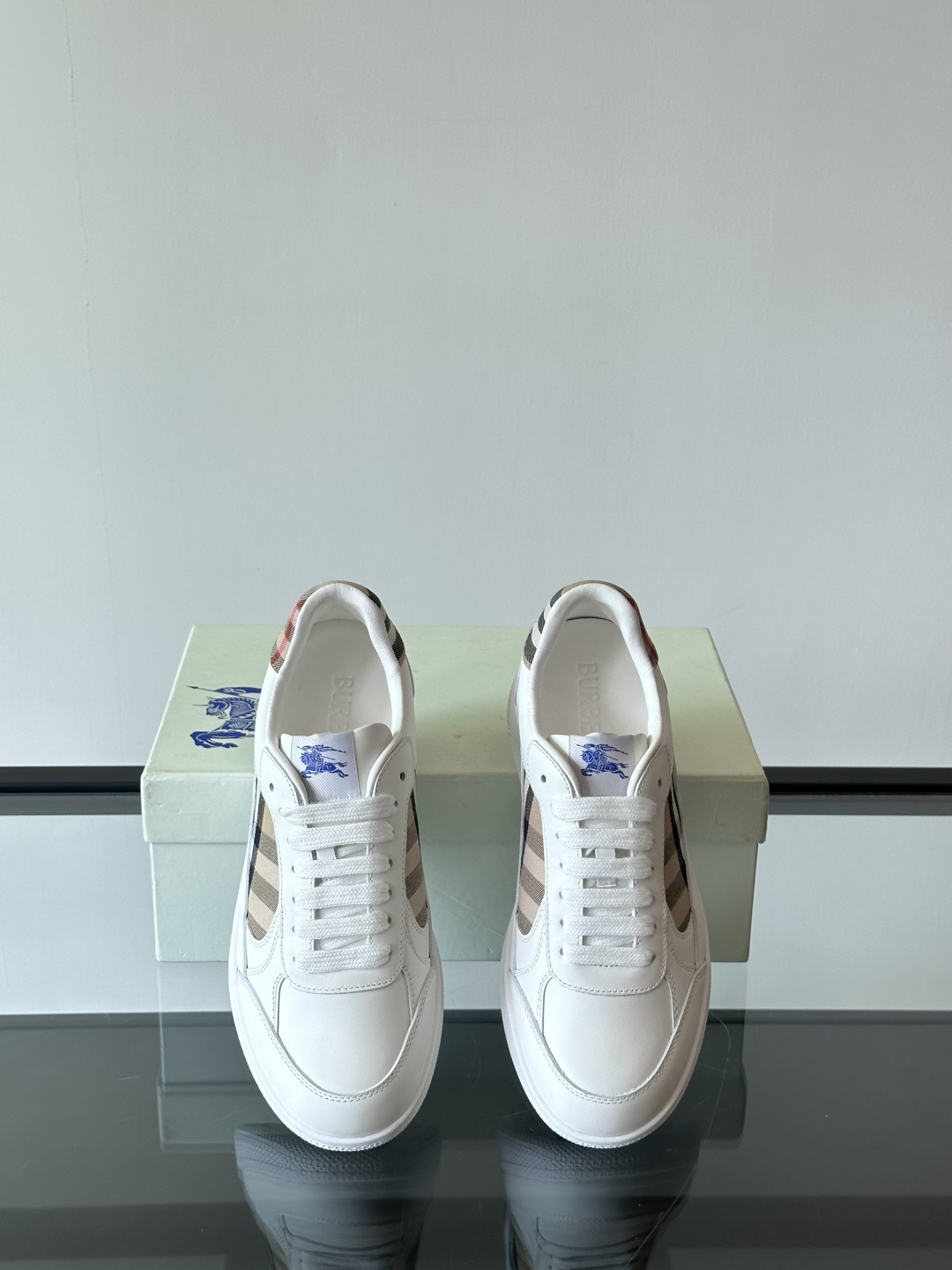 Burberry shoe