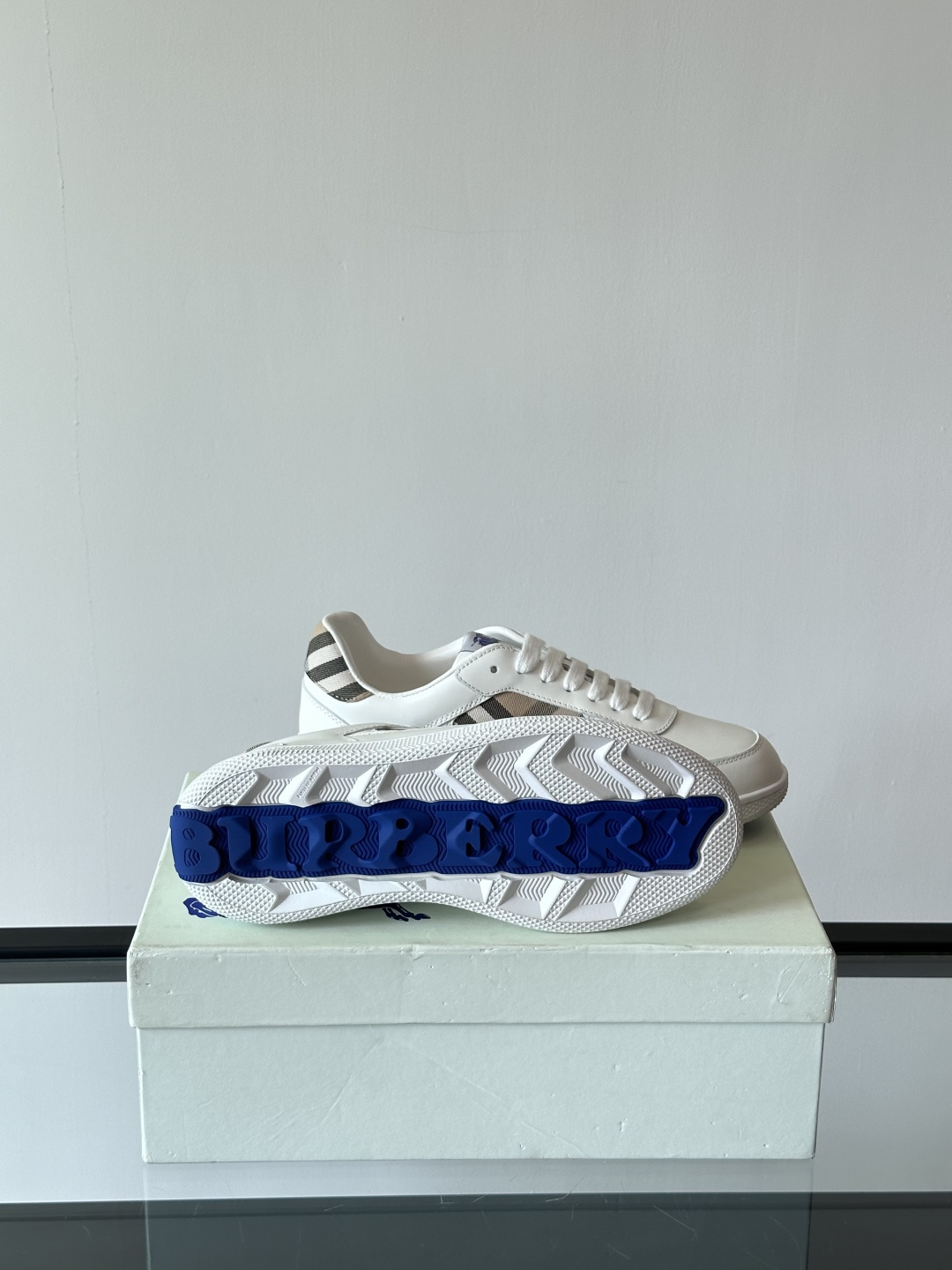Burberry shoe