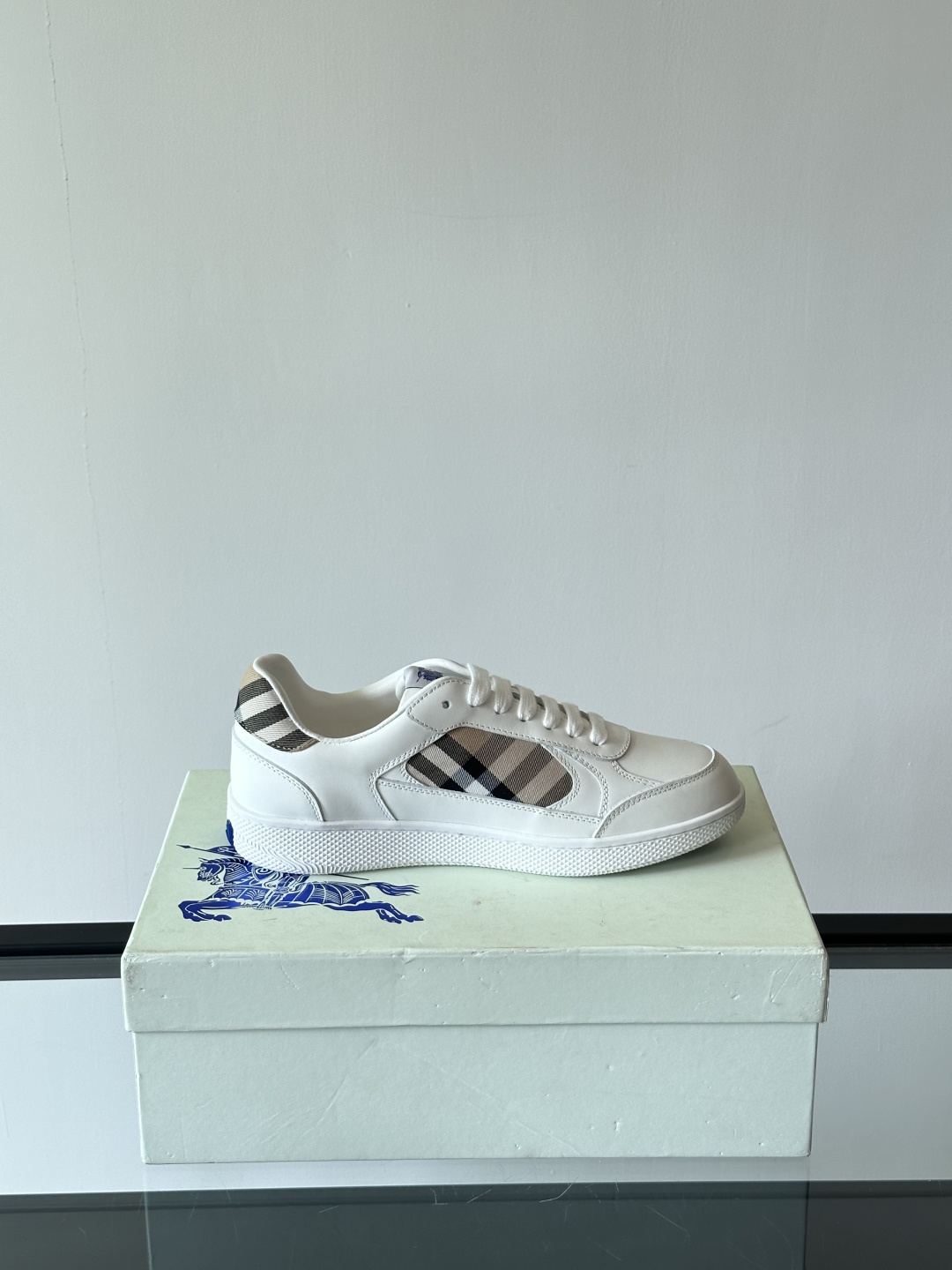 Burberry shoe