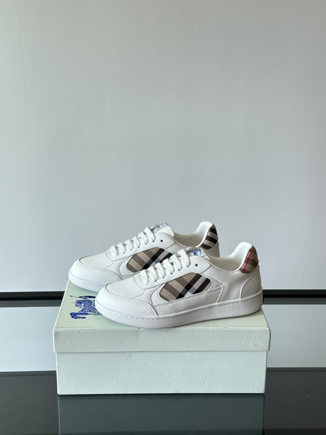 Burberry shoe