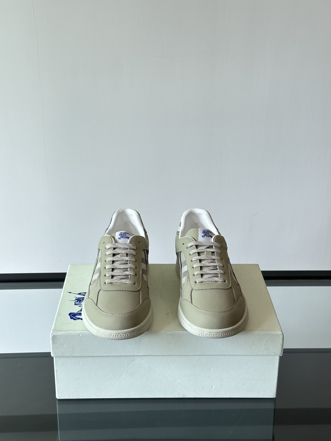 Burberry shoe