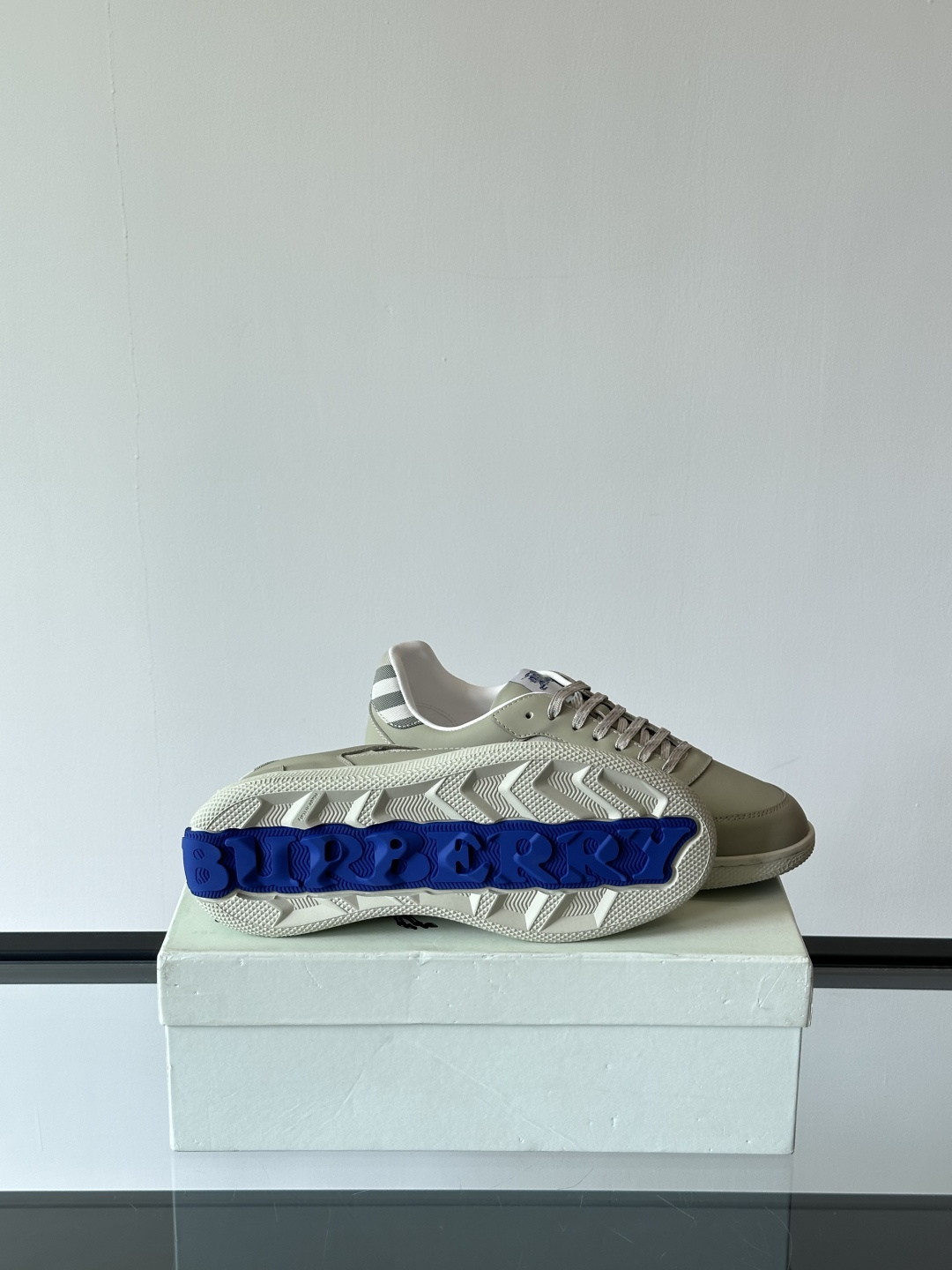 Burberry shoe