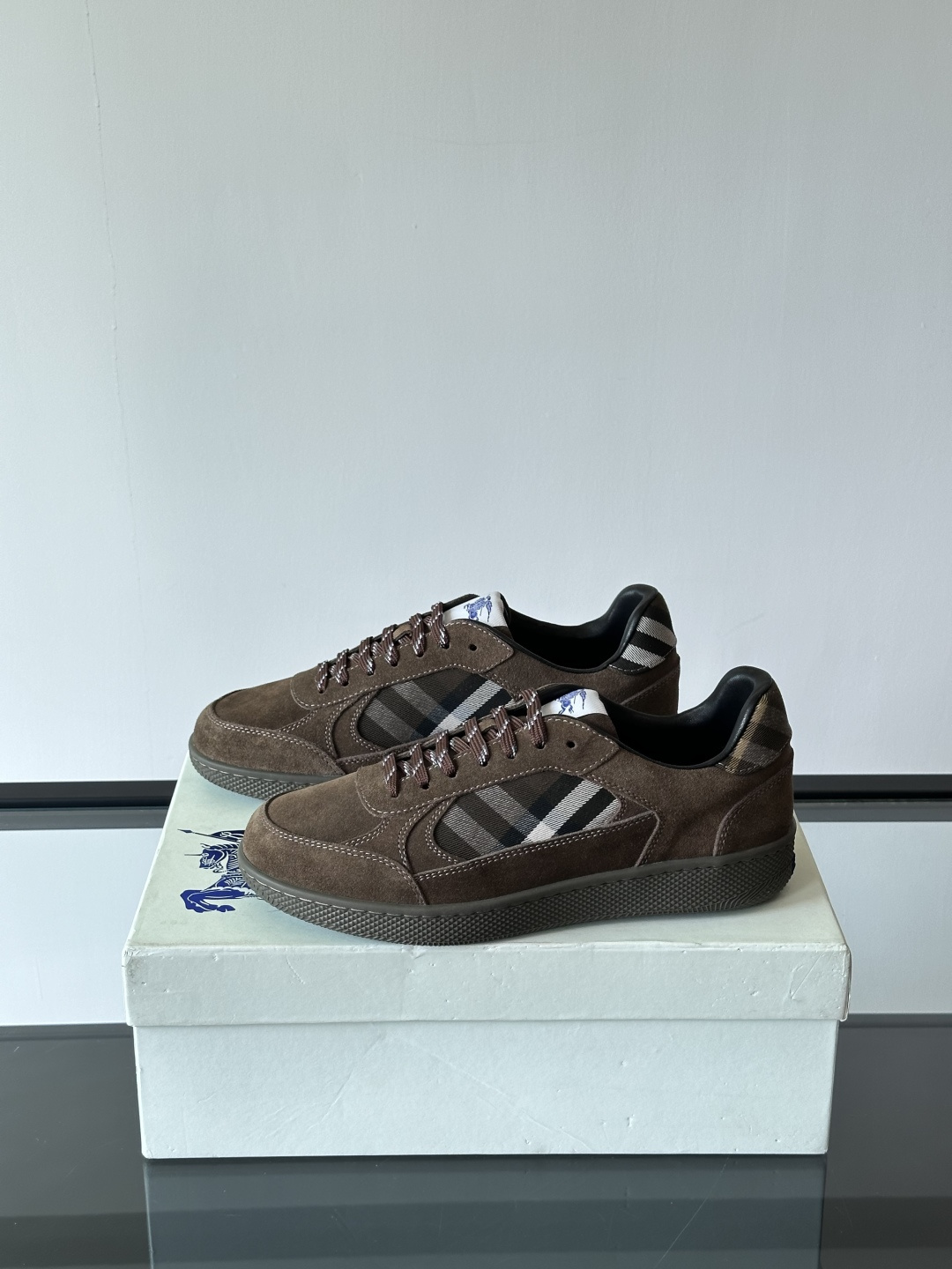 Burberry shoe