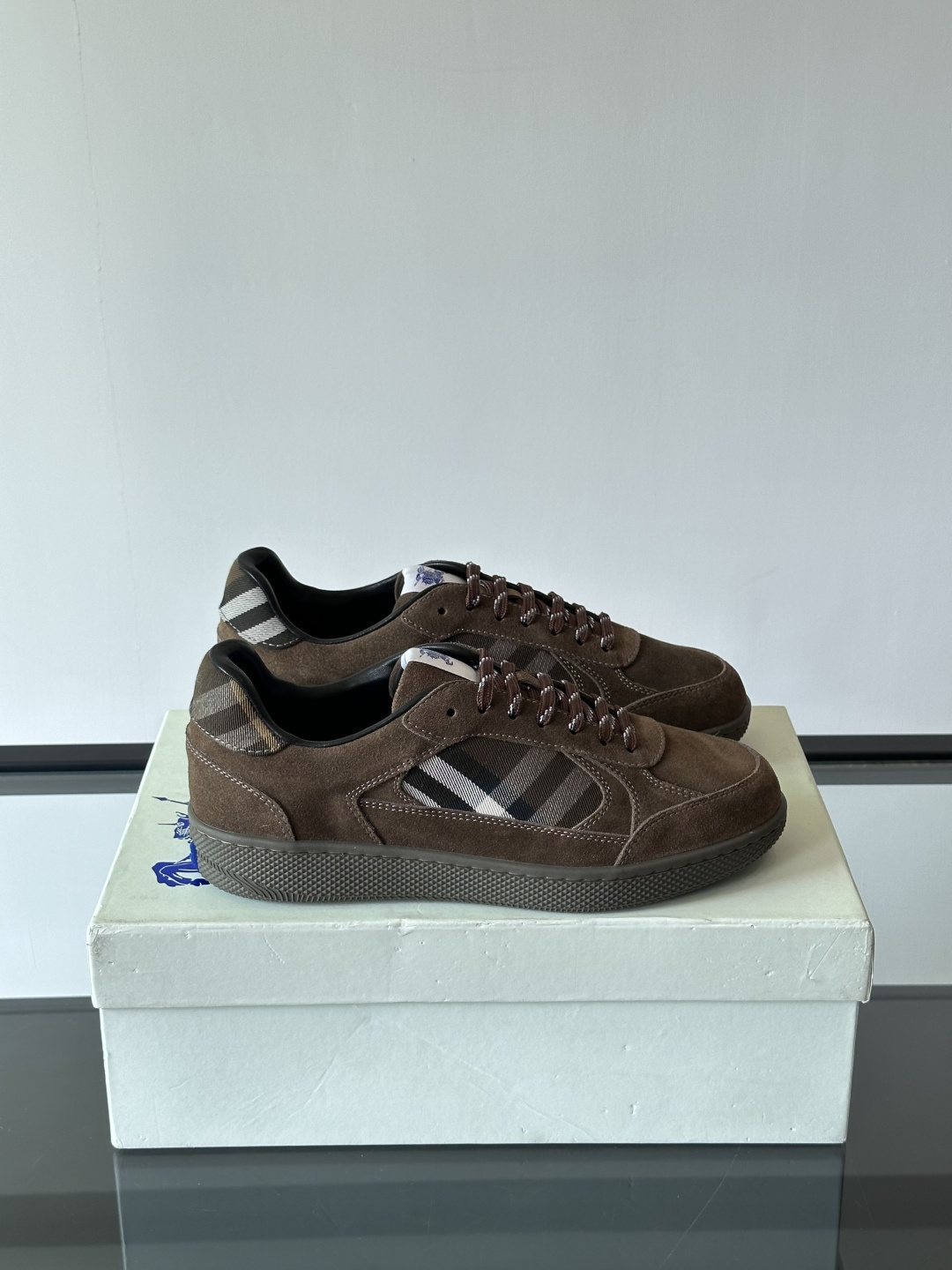 Burberry shoe