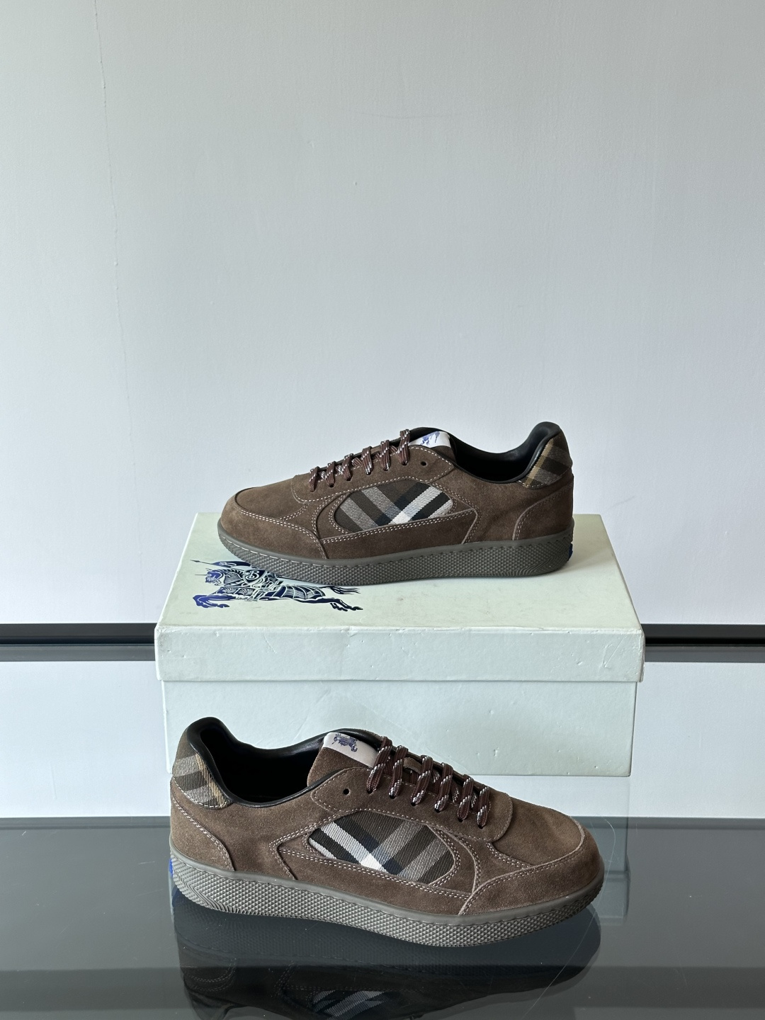 Burberry shoe
