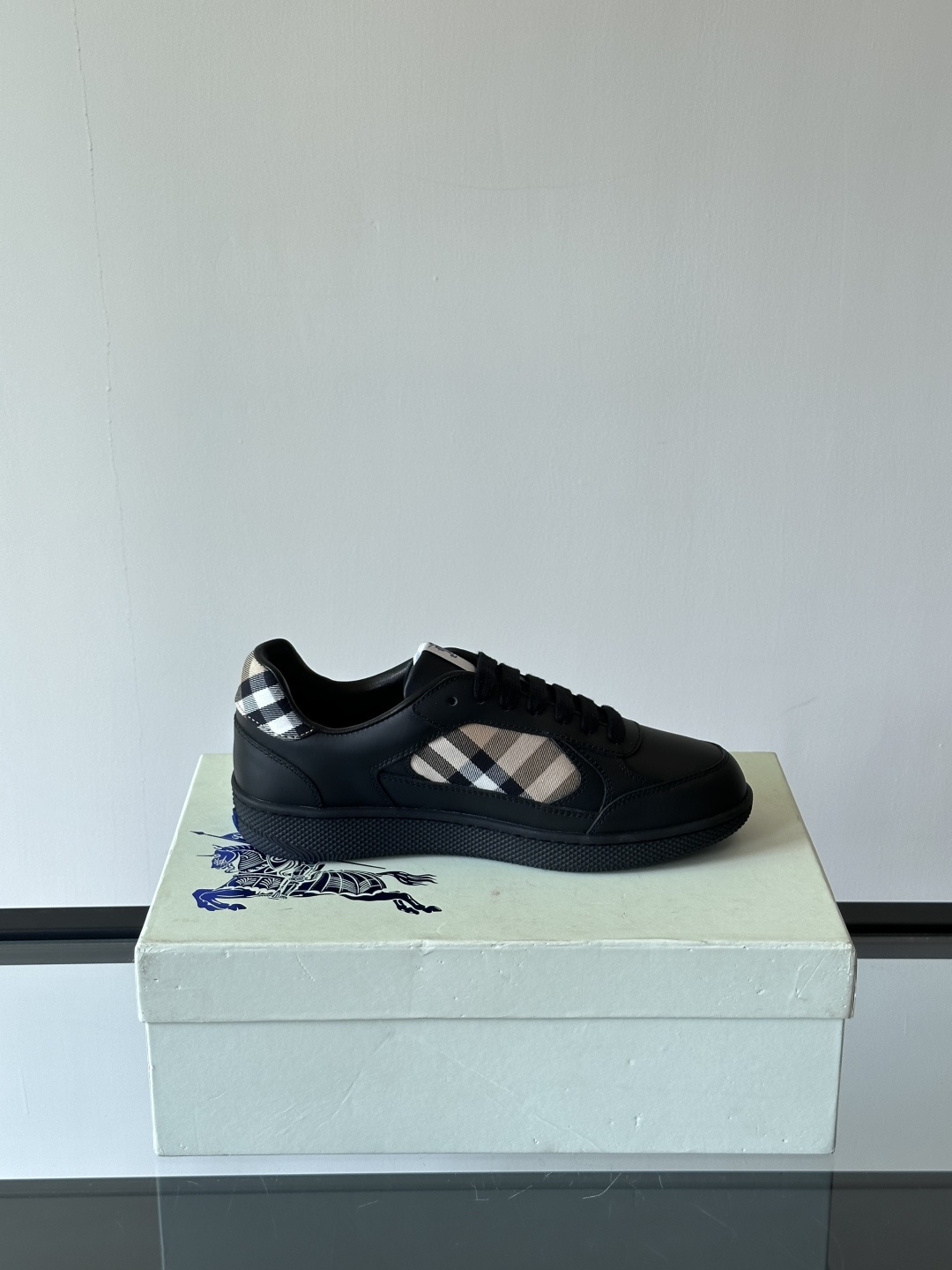 Burberry shoe