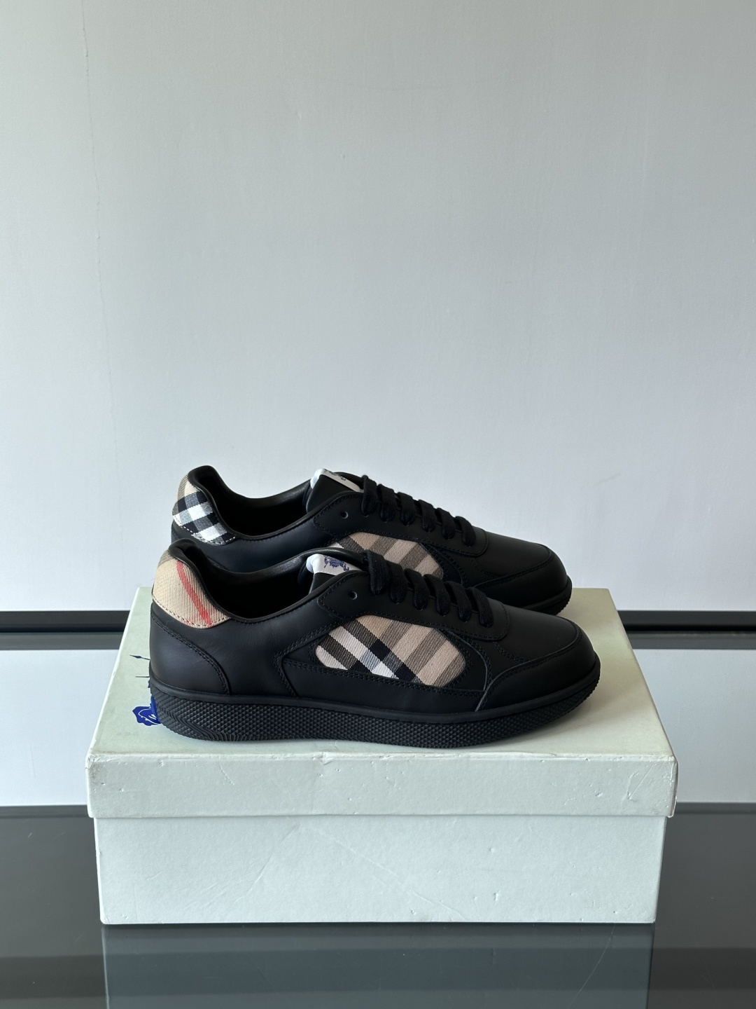 Burberry shoe