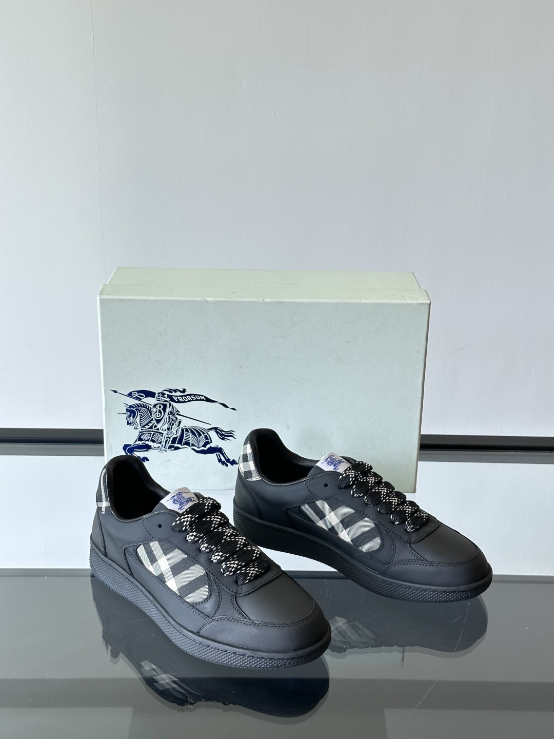 Burberry shoe