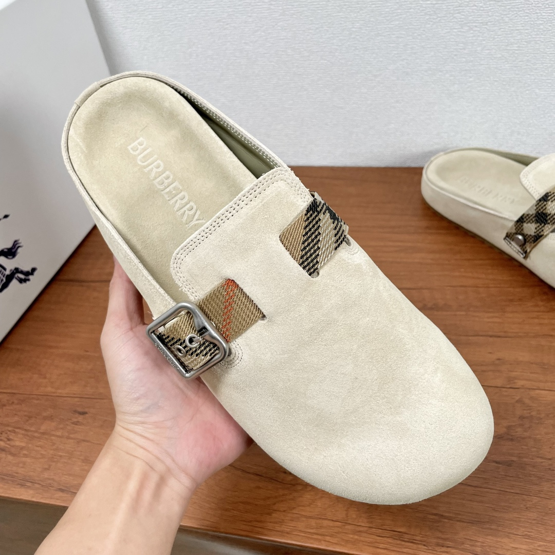 Burberry shoe
