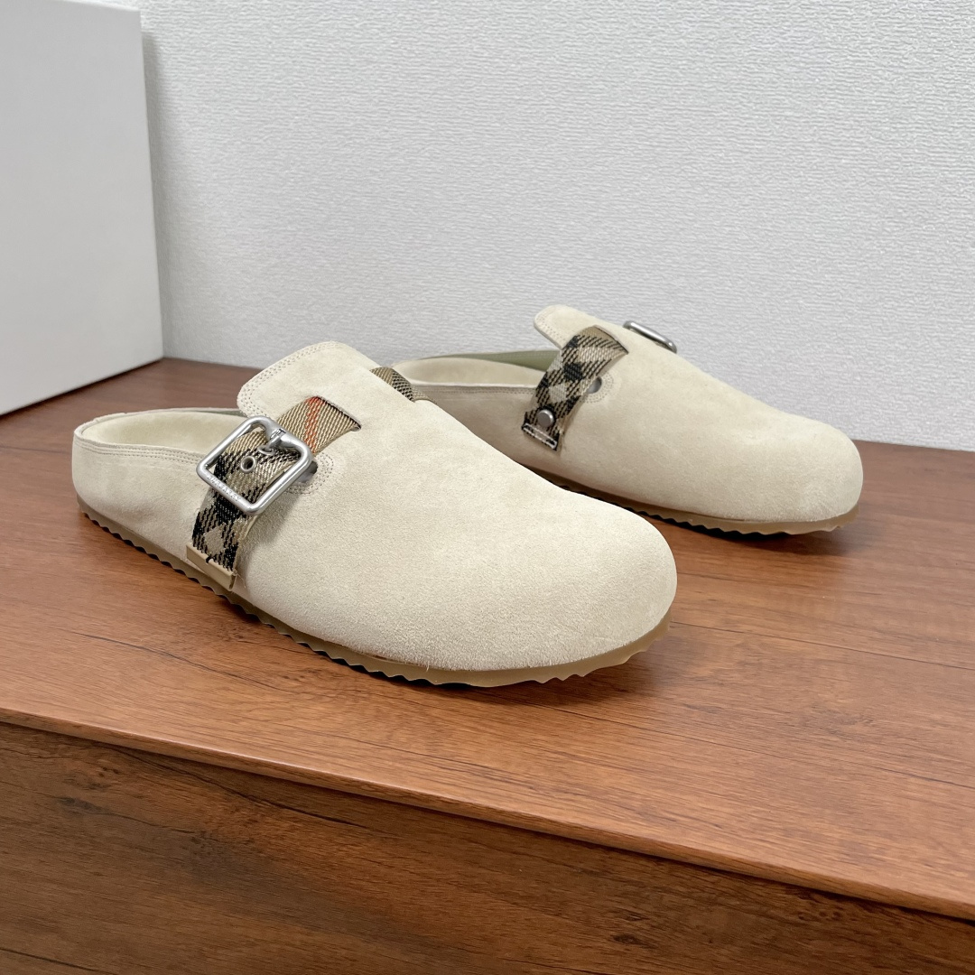Burberry shoe