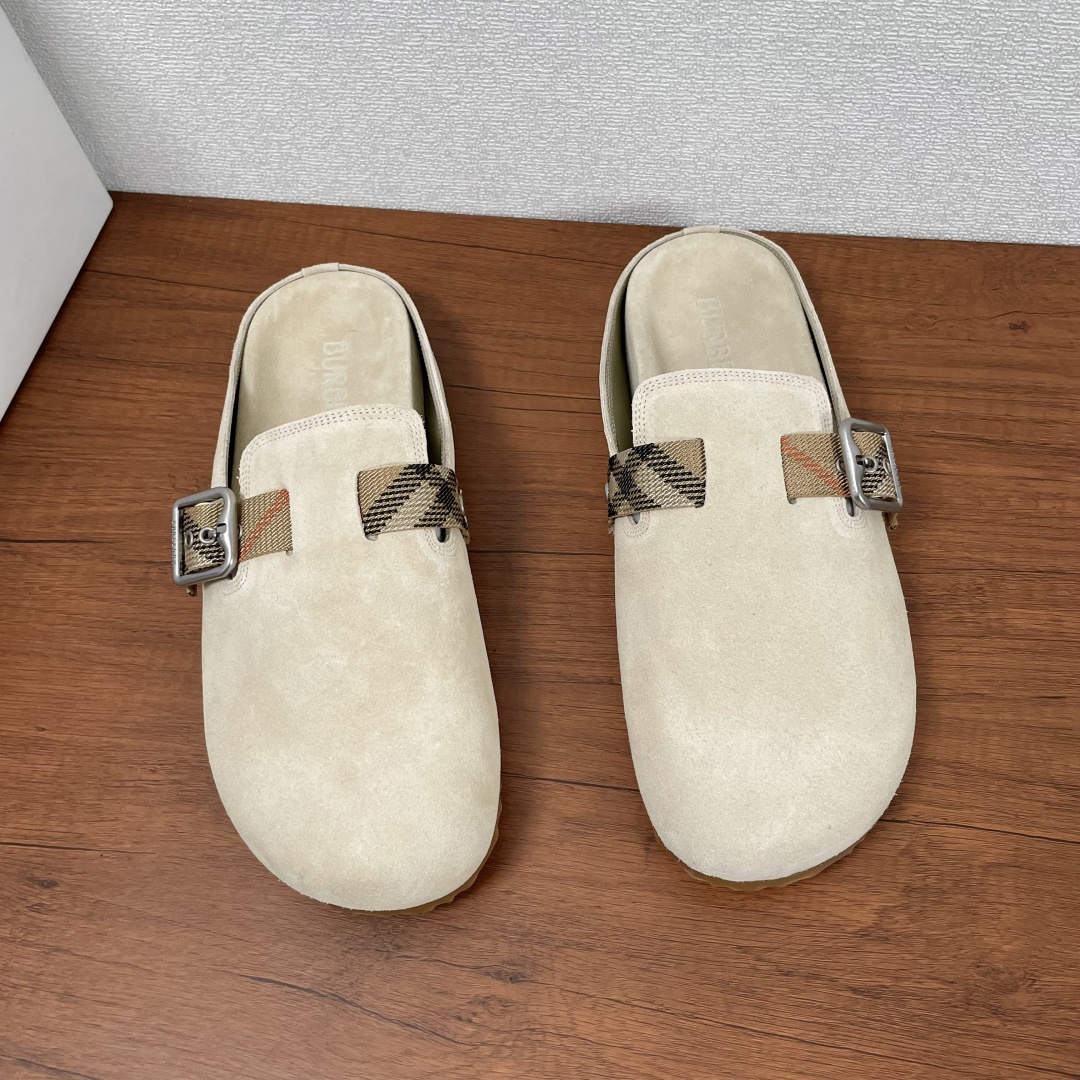 Burberry shoe