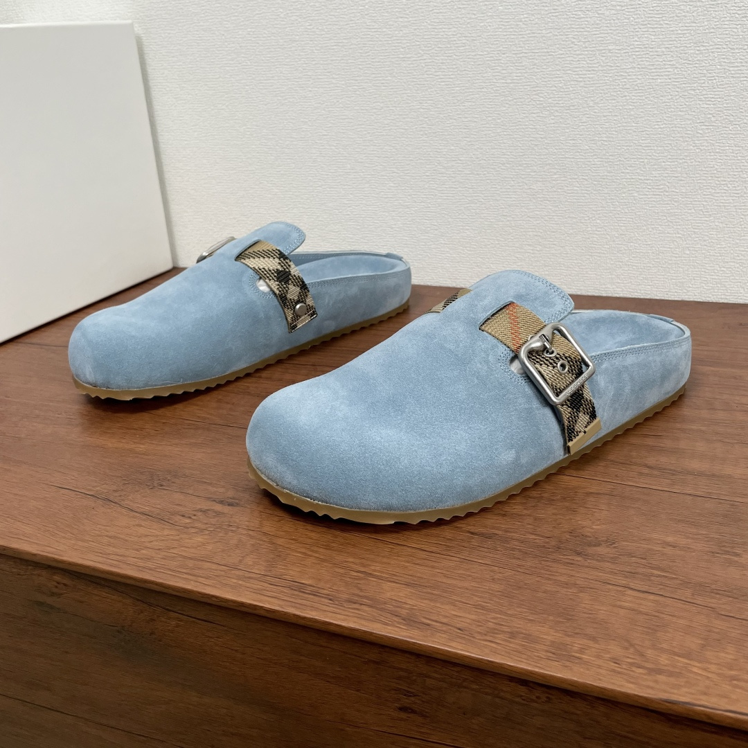 Burberry shoe