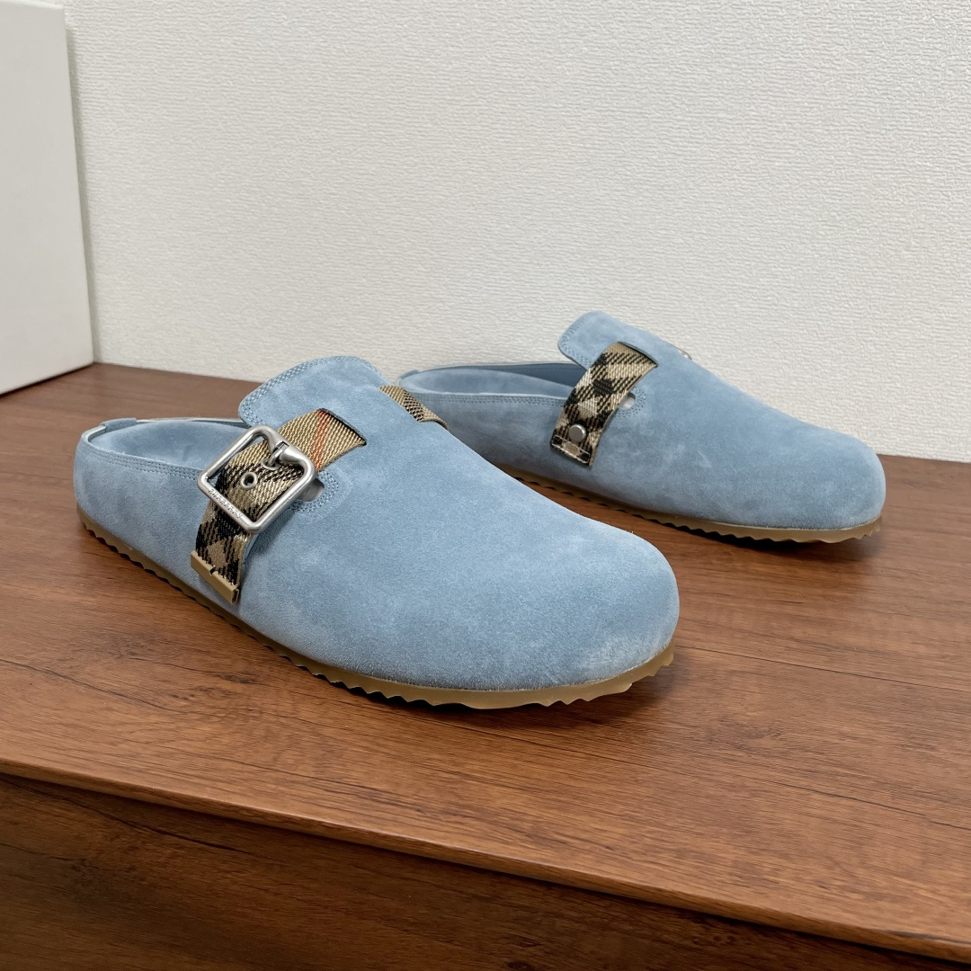 Burberry shoe