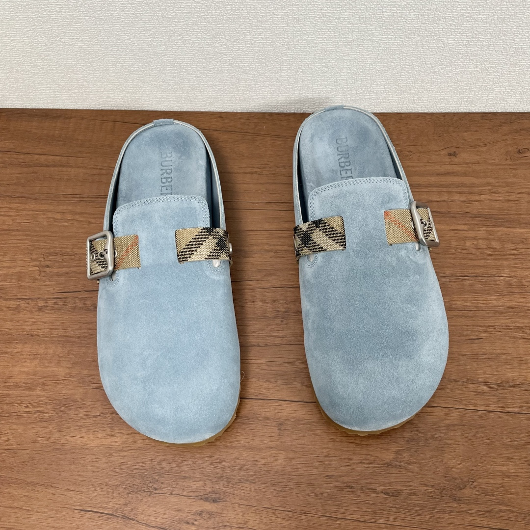 Burberry shoe
