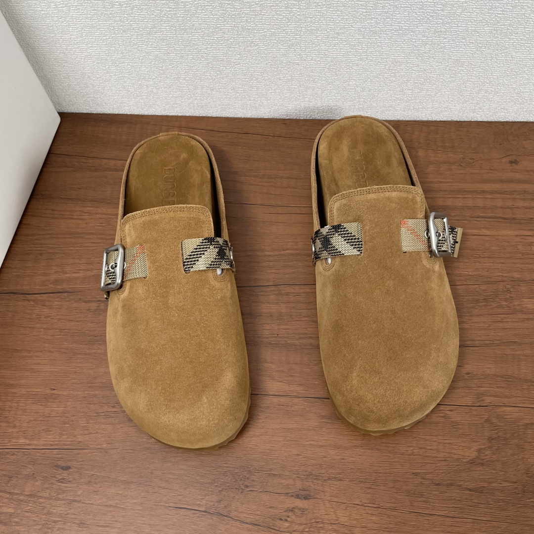 Burberry shoe
