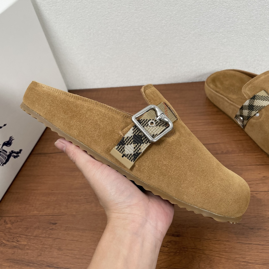 Burberry shoe