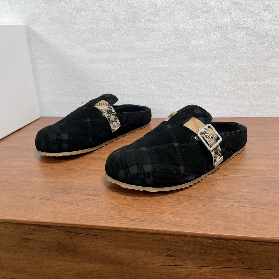 Burberry shoe