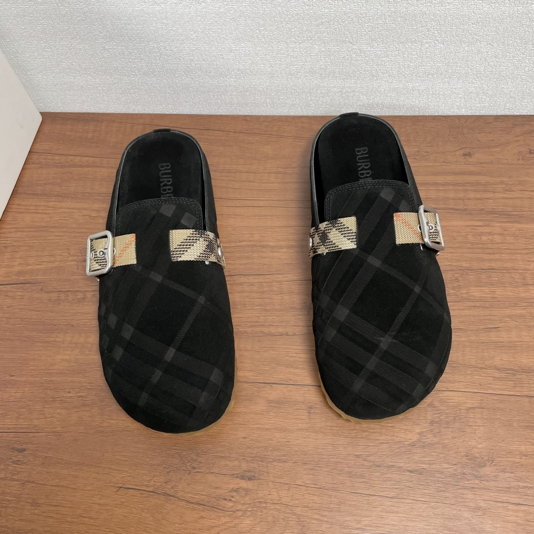 Burberry shoe