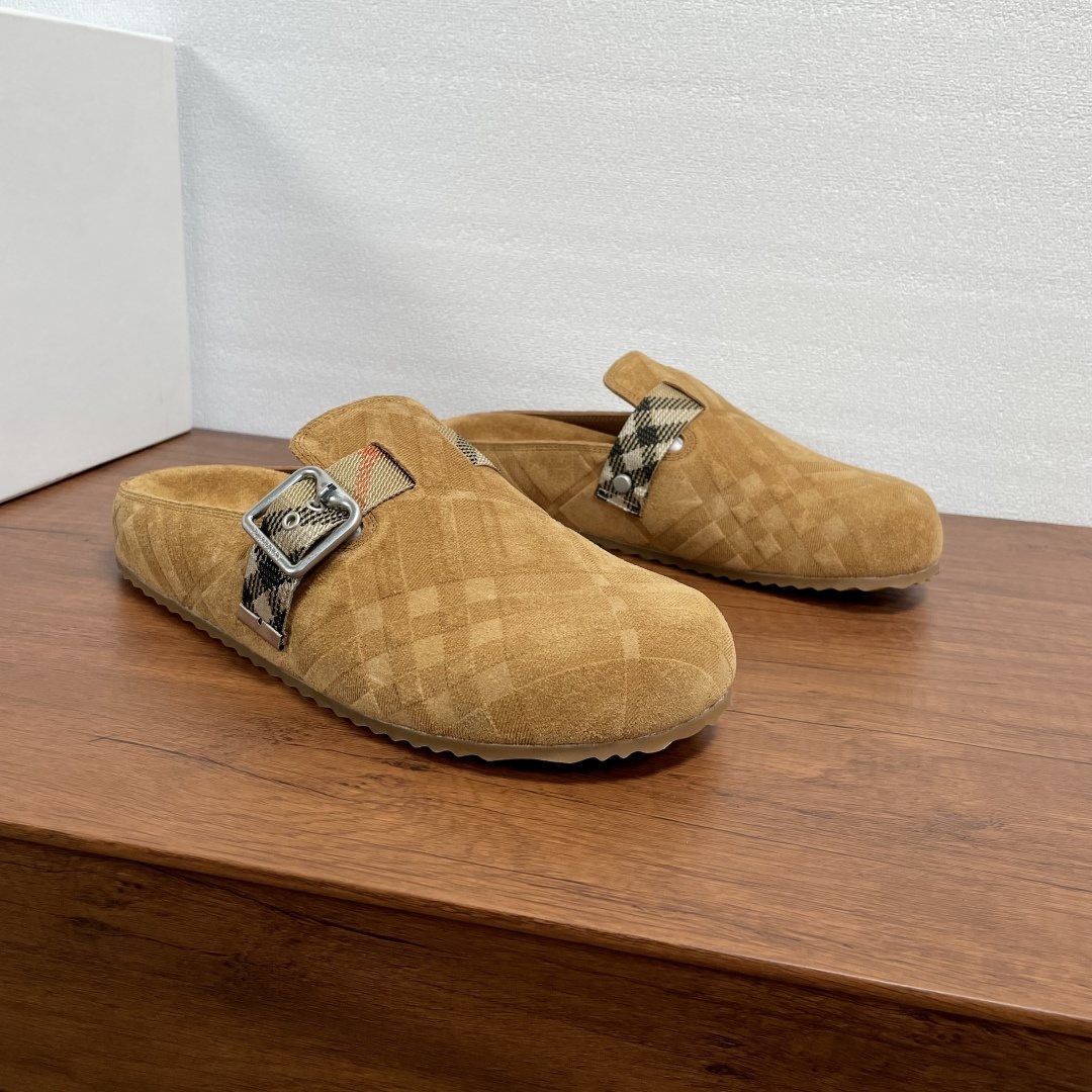 Burberry shoe