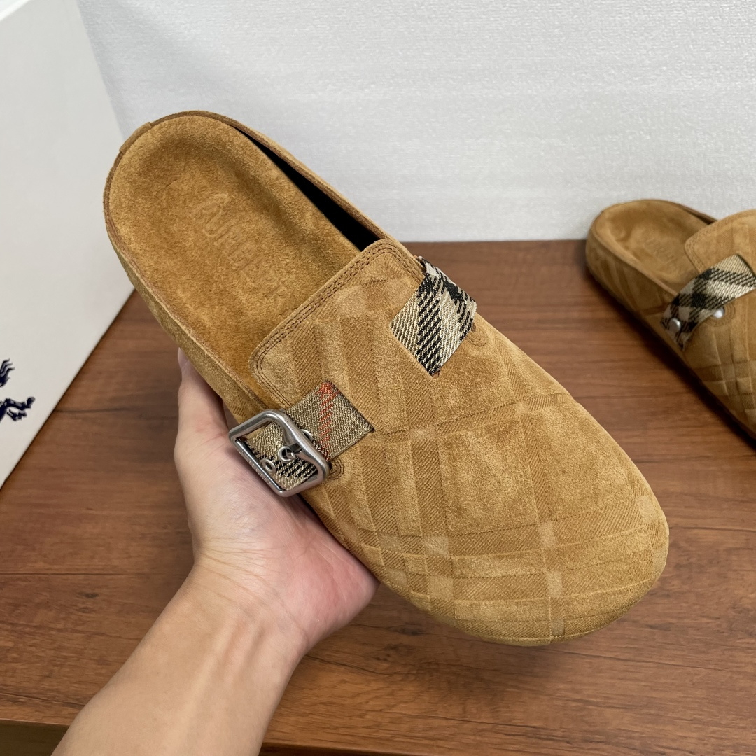 Burberry shoe