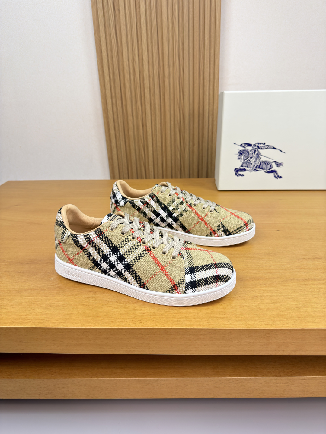 Burberry shoe