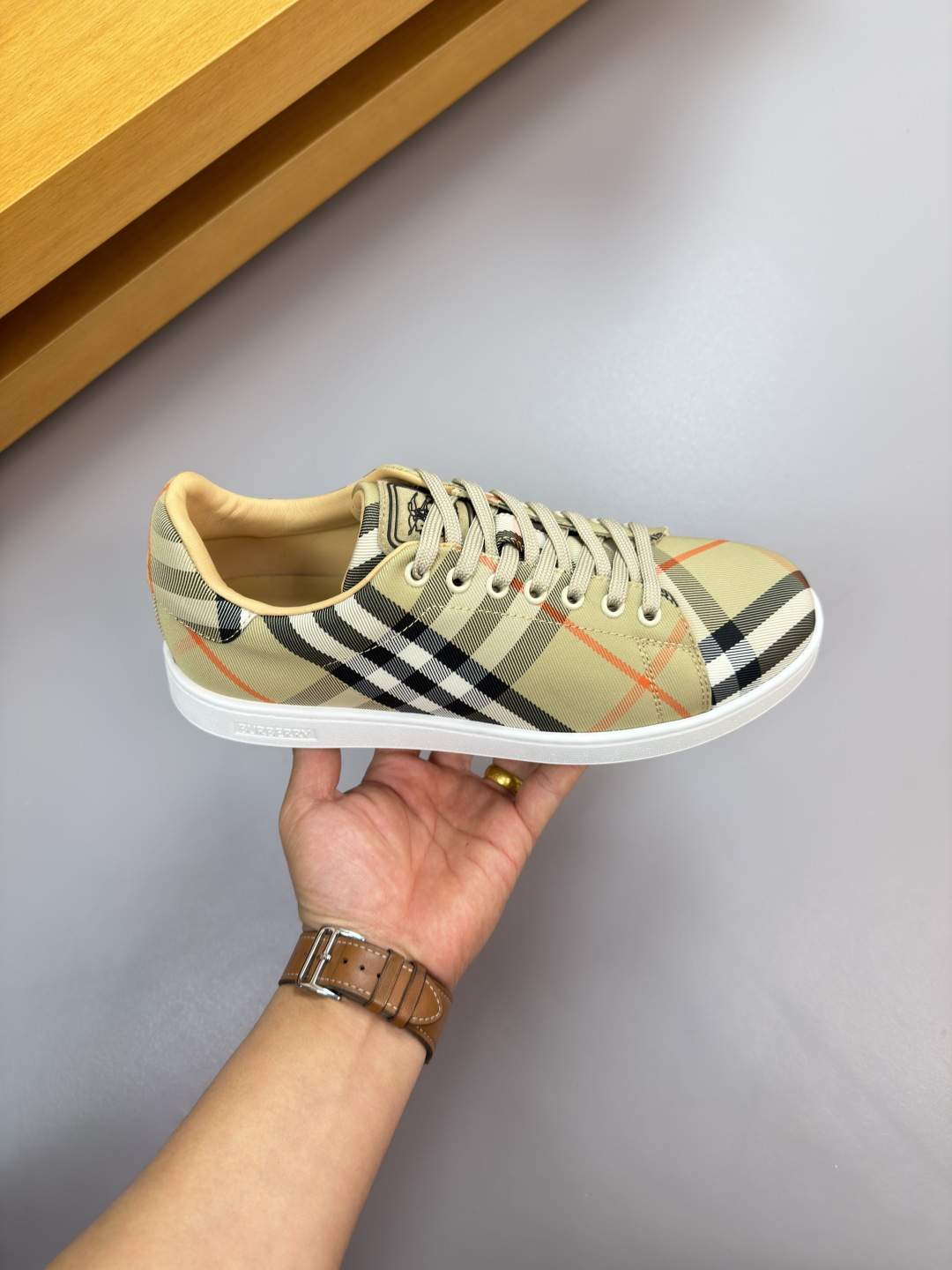 Burberry shoe