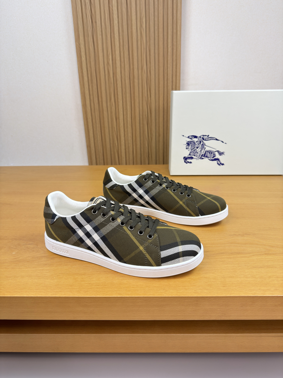 Burberry shoe