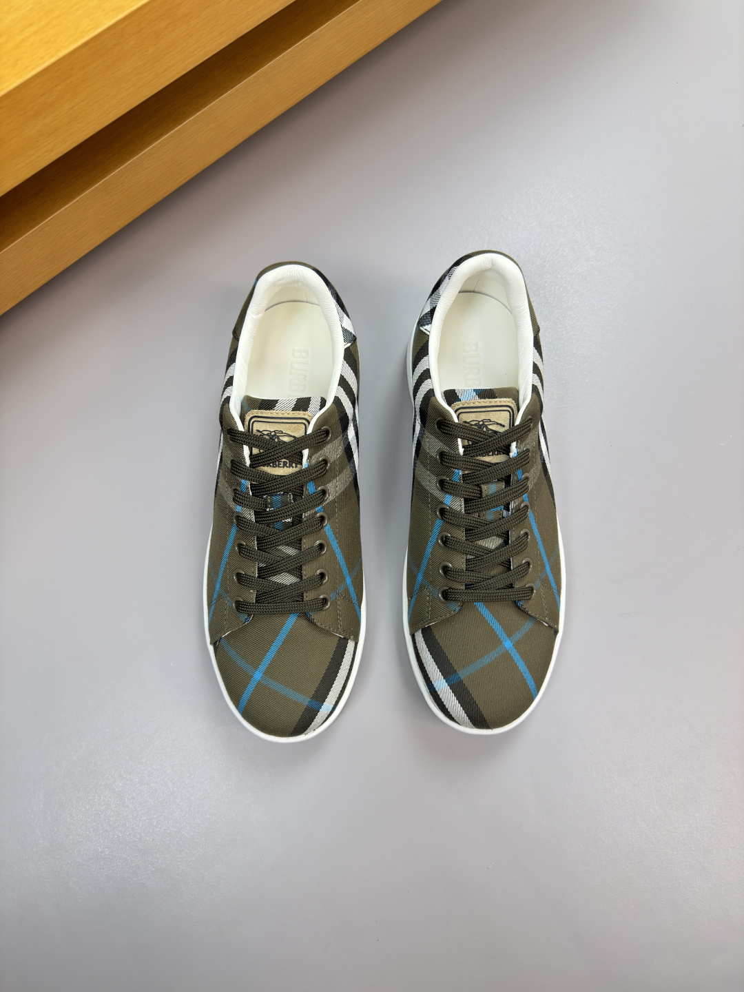 Burberry shoe