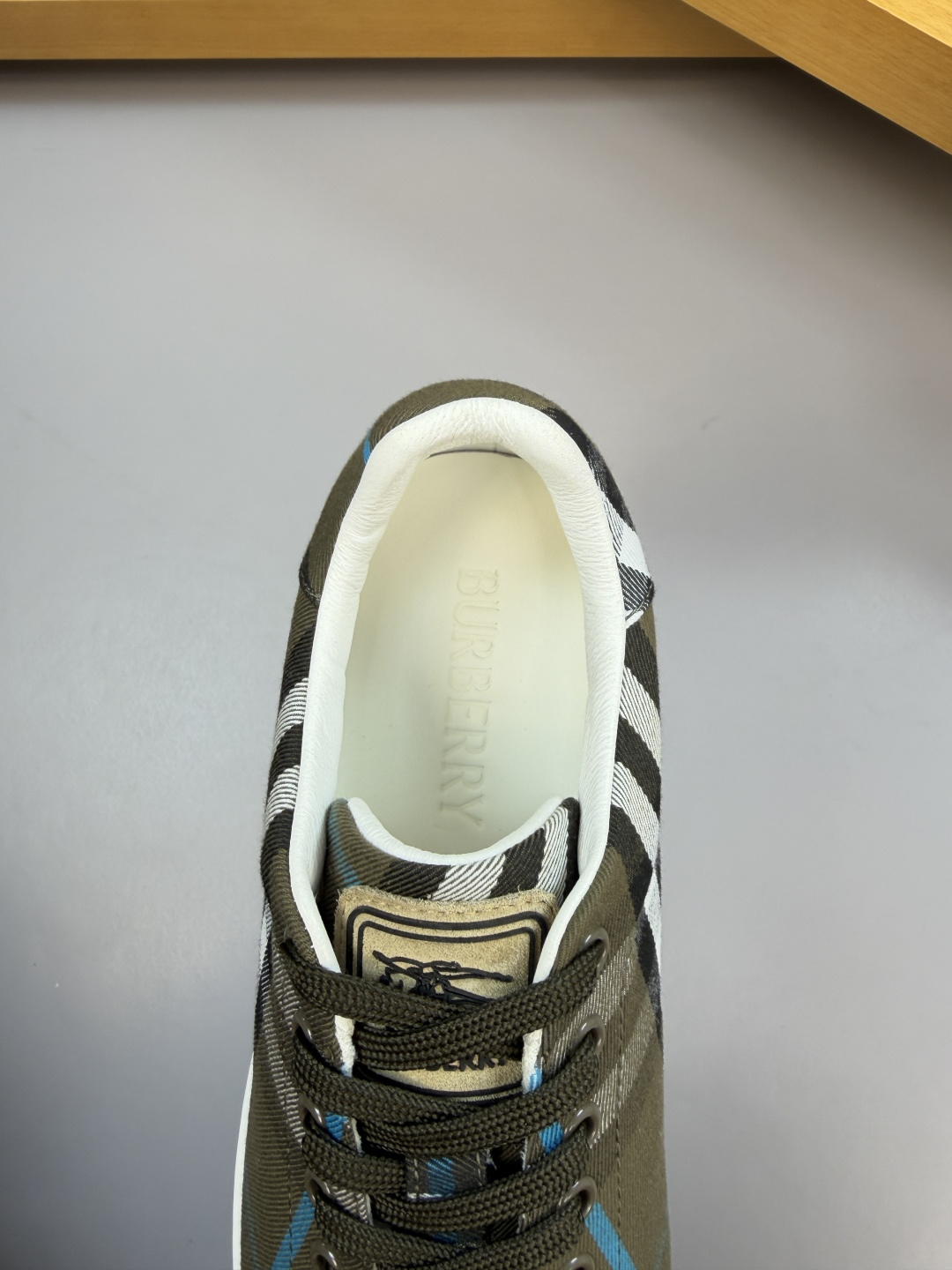 Burberry shoe