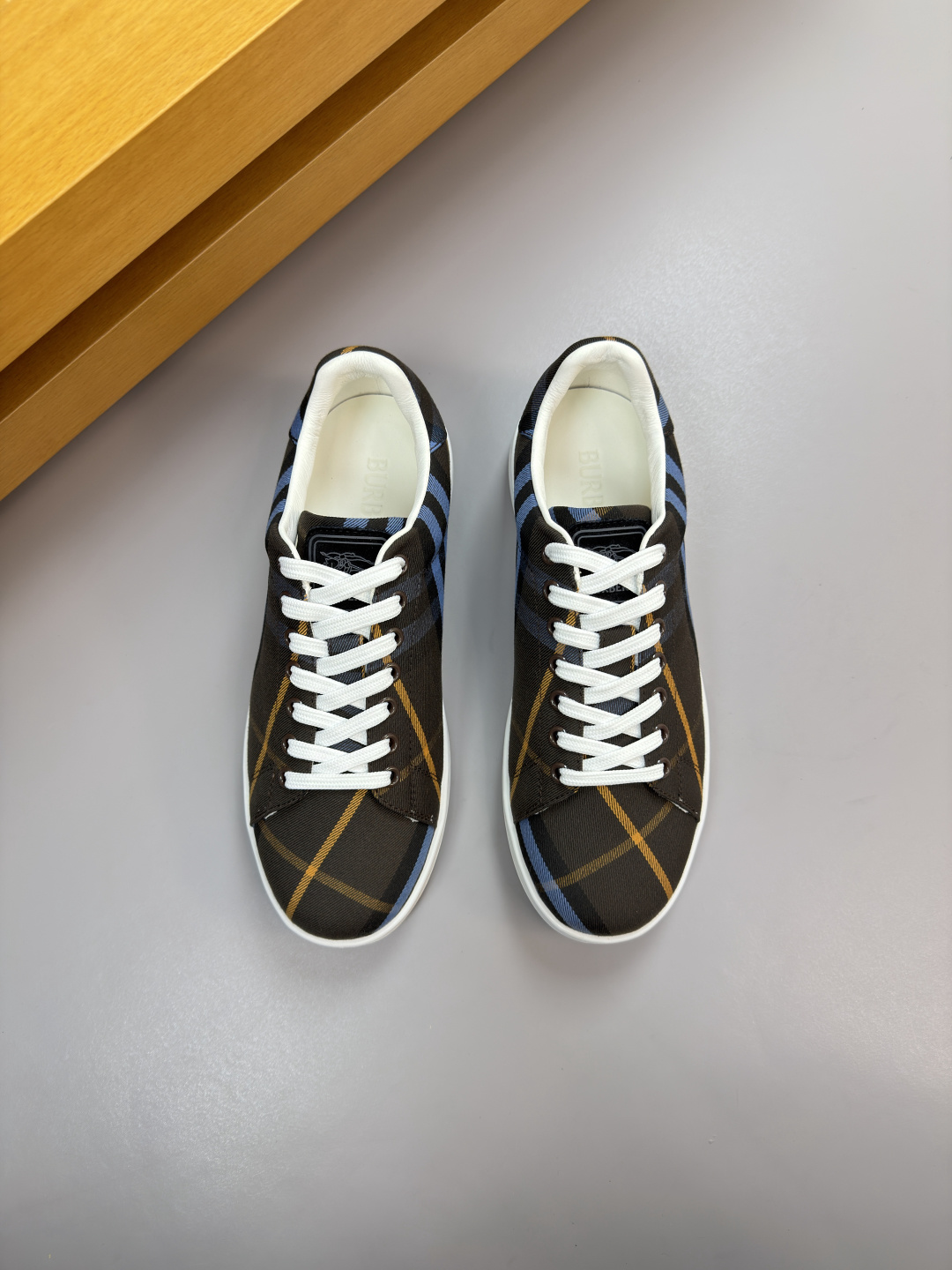 Burberry shoe