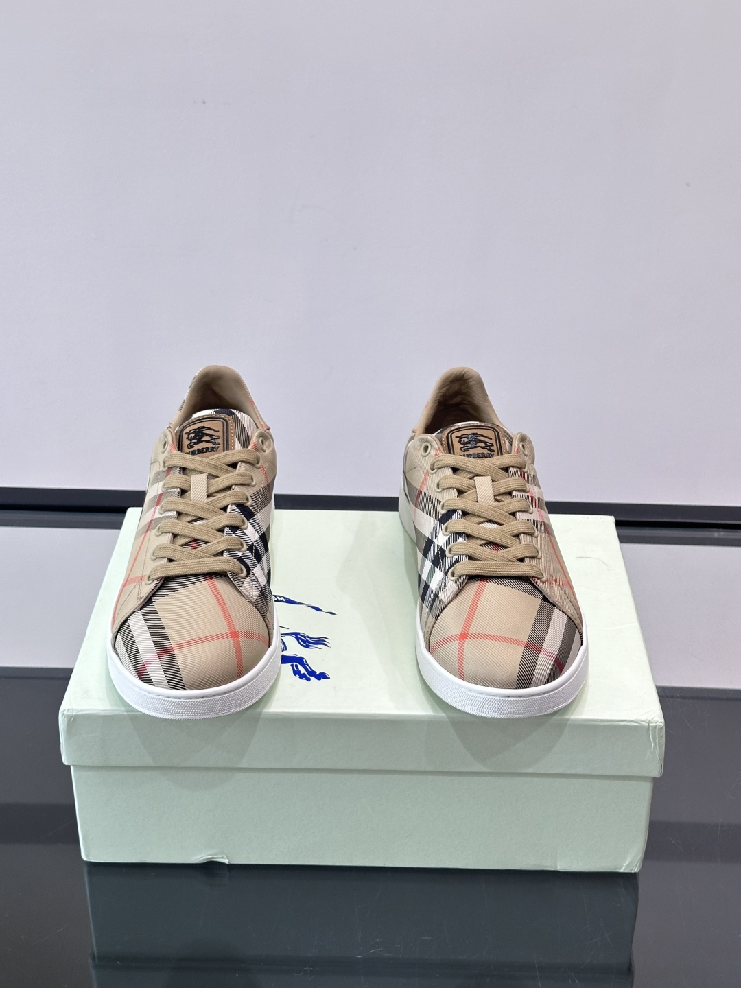 Burberry shoe