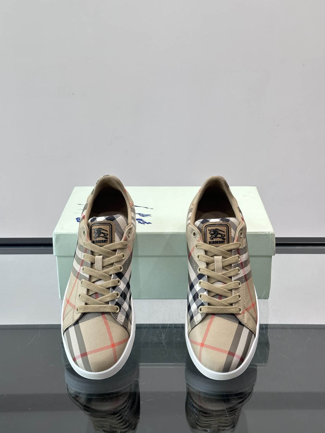 Burberry shoe