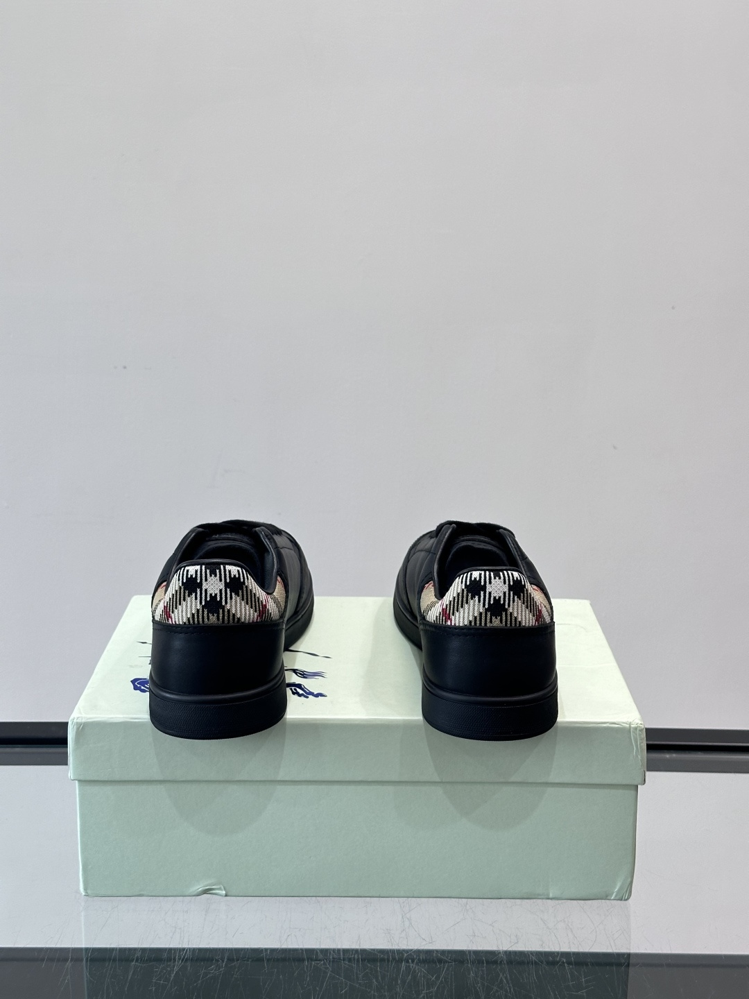 Burberry shoe