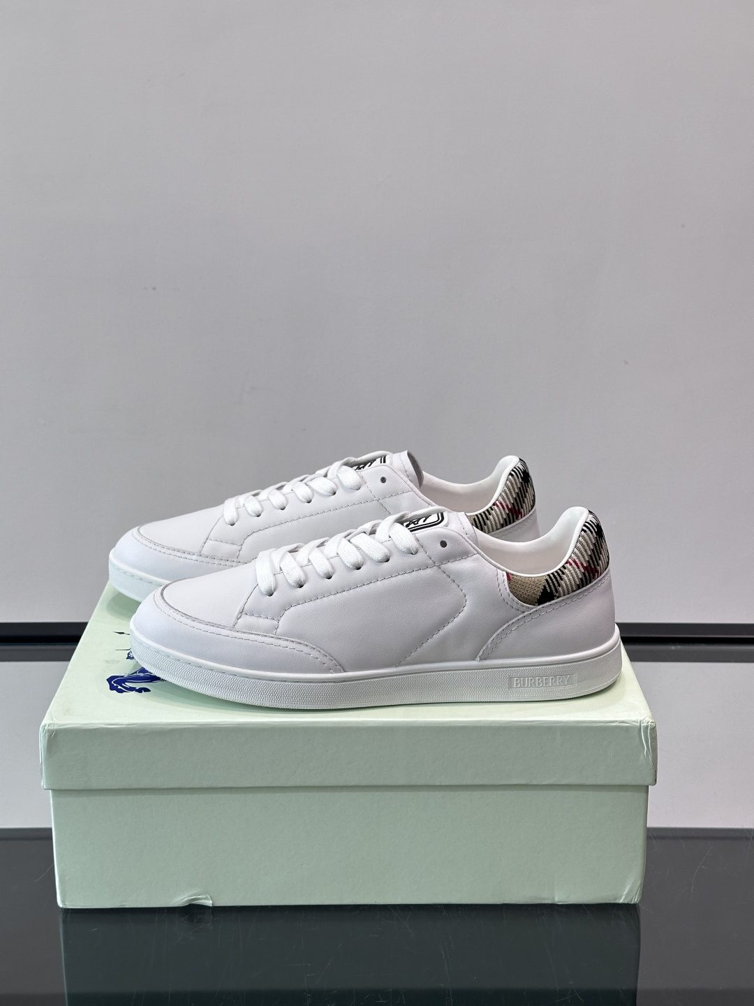 Burberry shoe