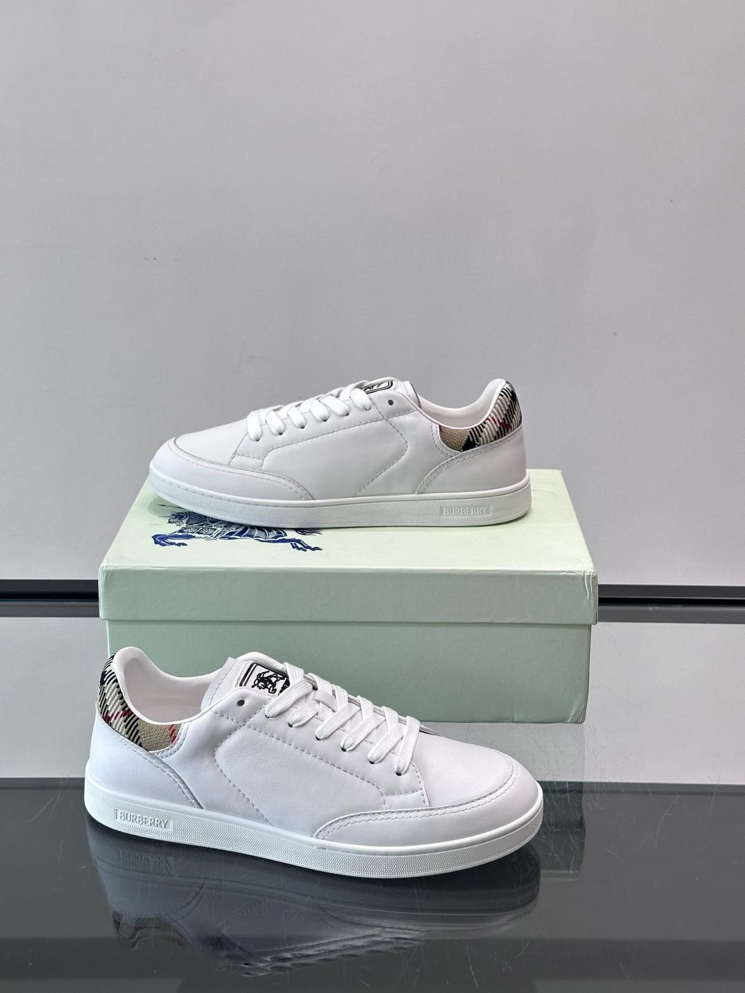 Burberry shoe