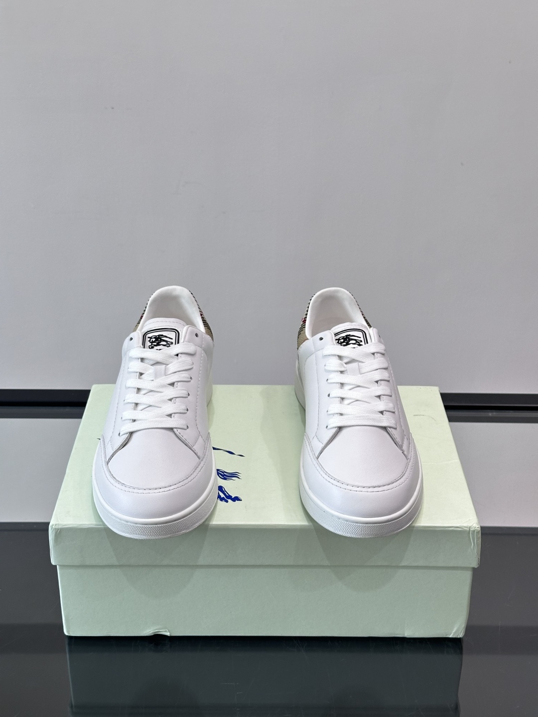 Burberry shoe