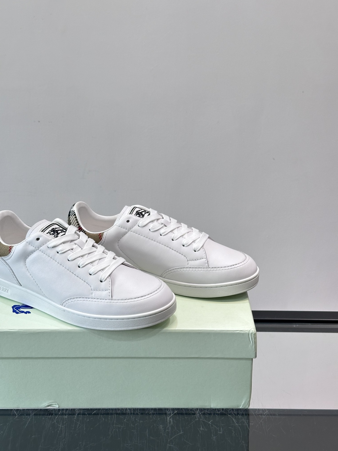 Burberry shoe