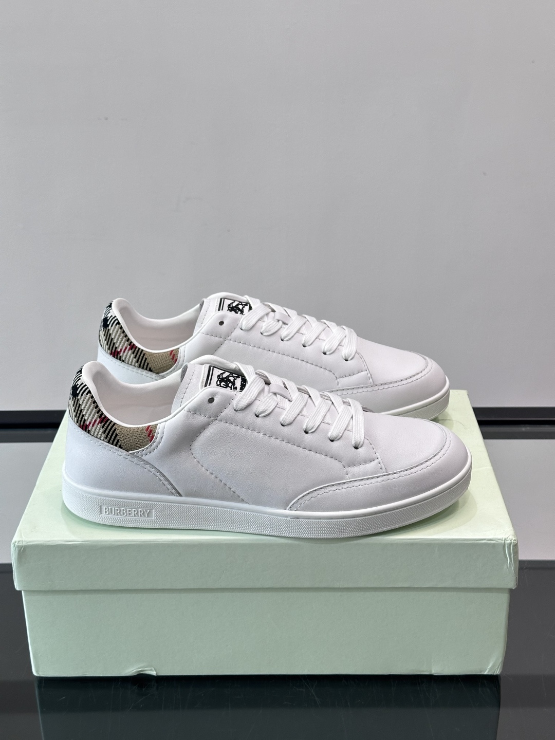 Burberry shoe