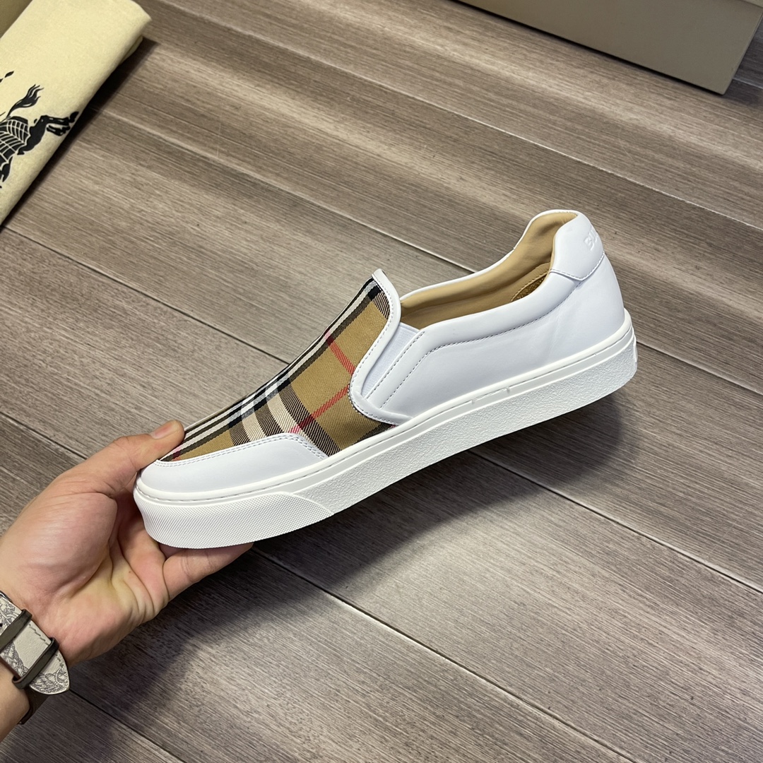 Burberry shoe