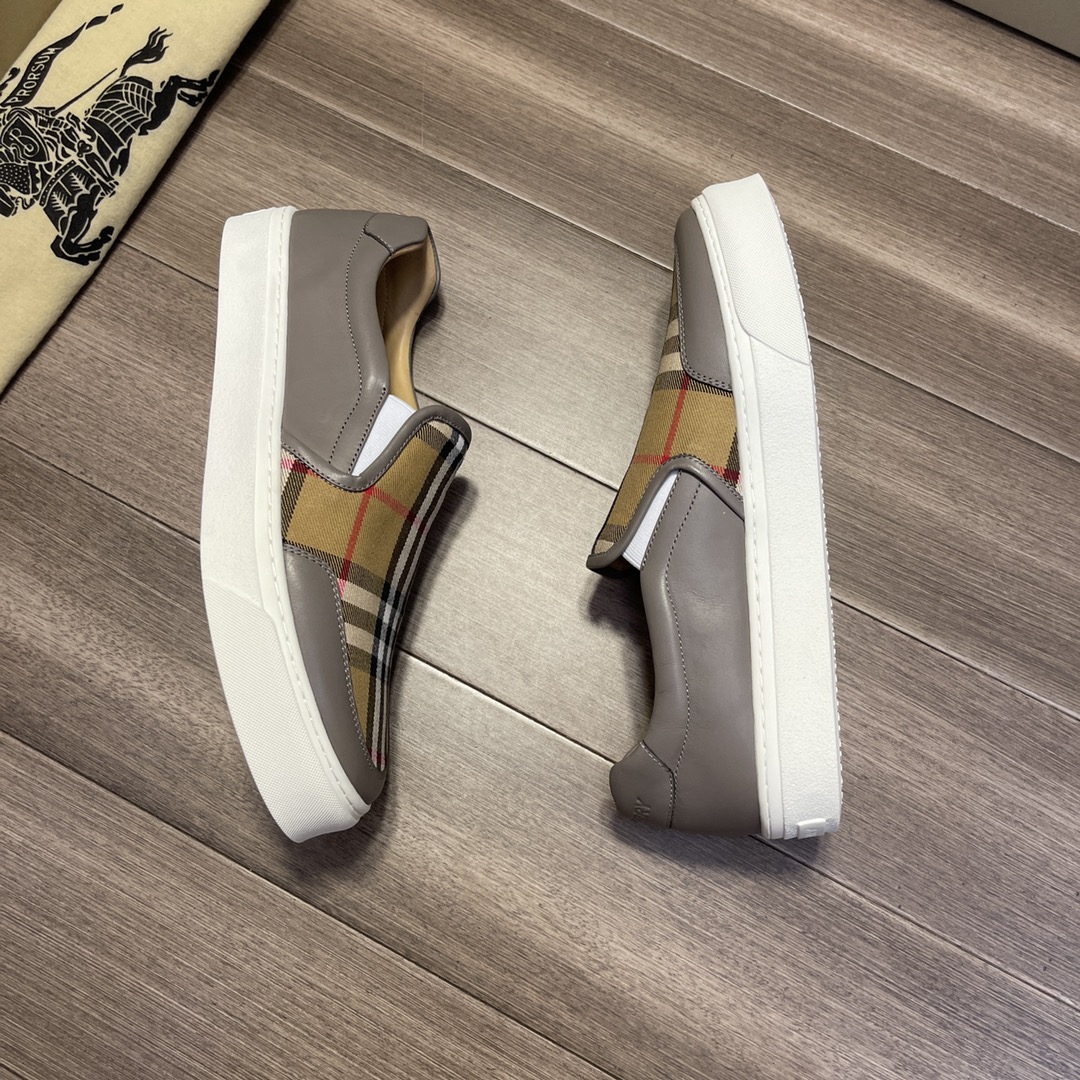Burberry shoe