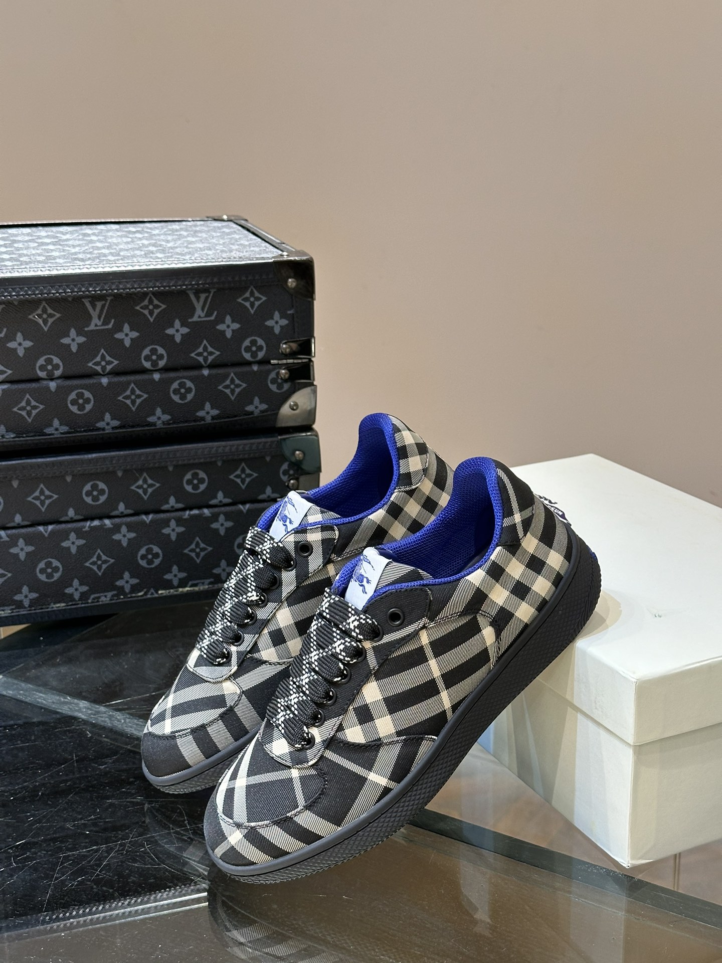 Burberry shoe