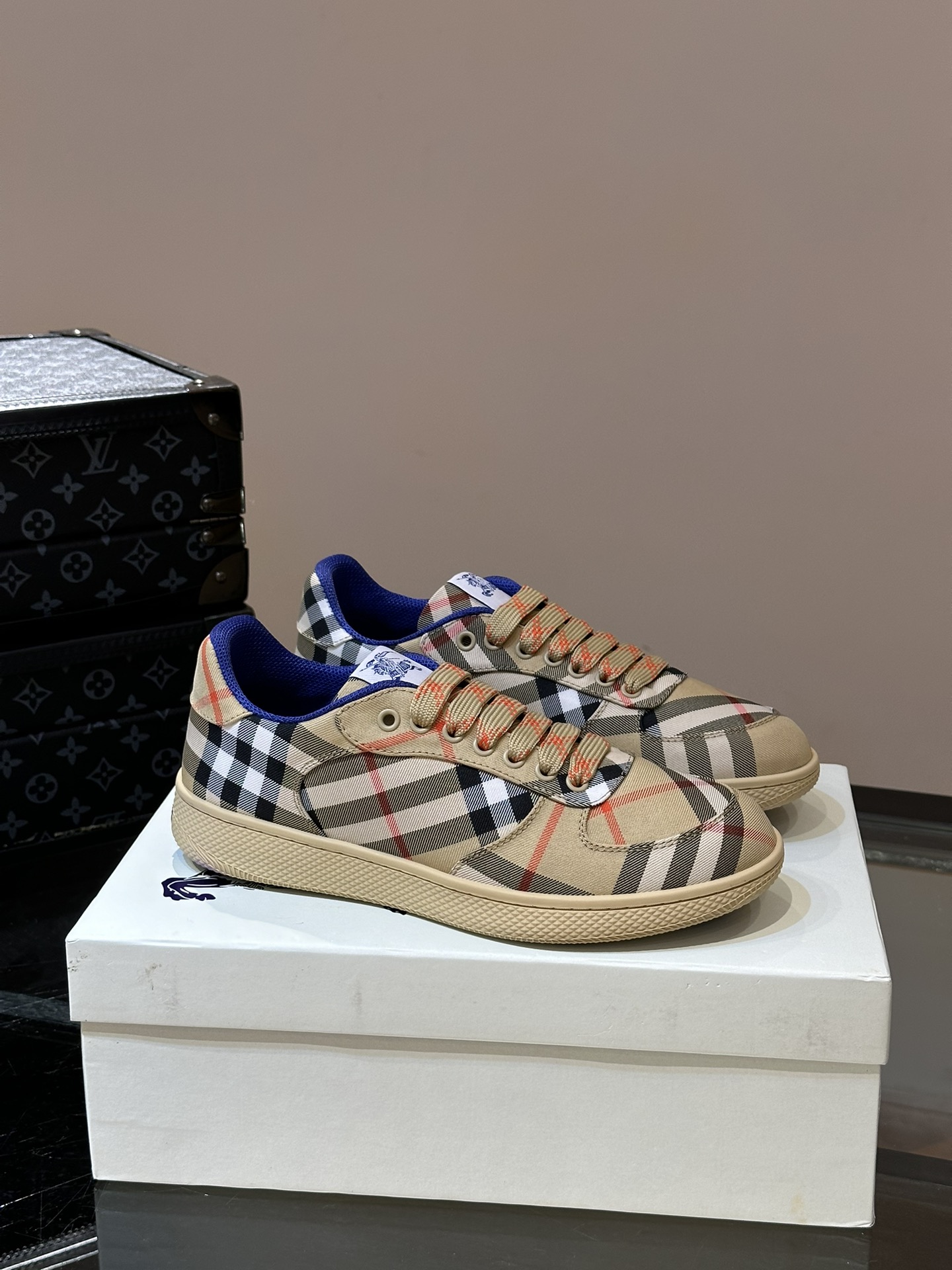 Burberry shoe
