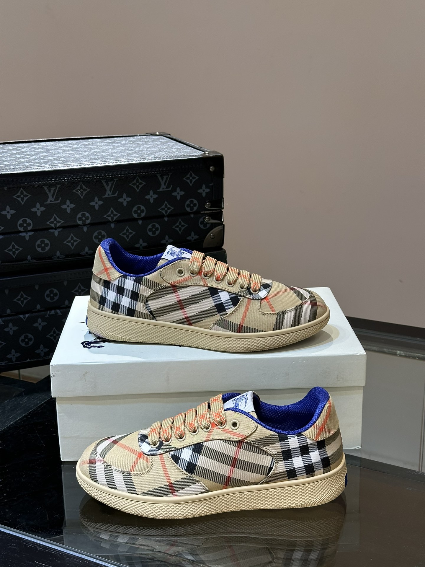 Burberry shoe