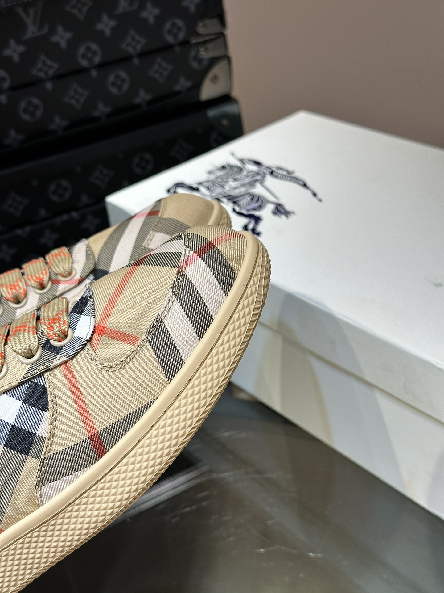 Burberry shoe