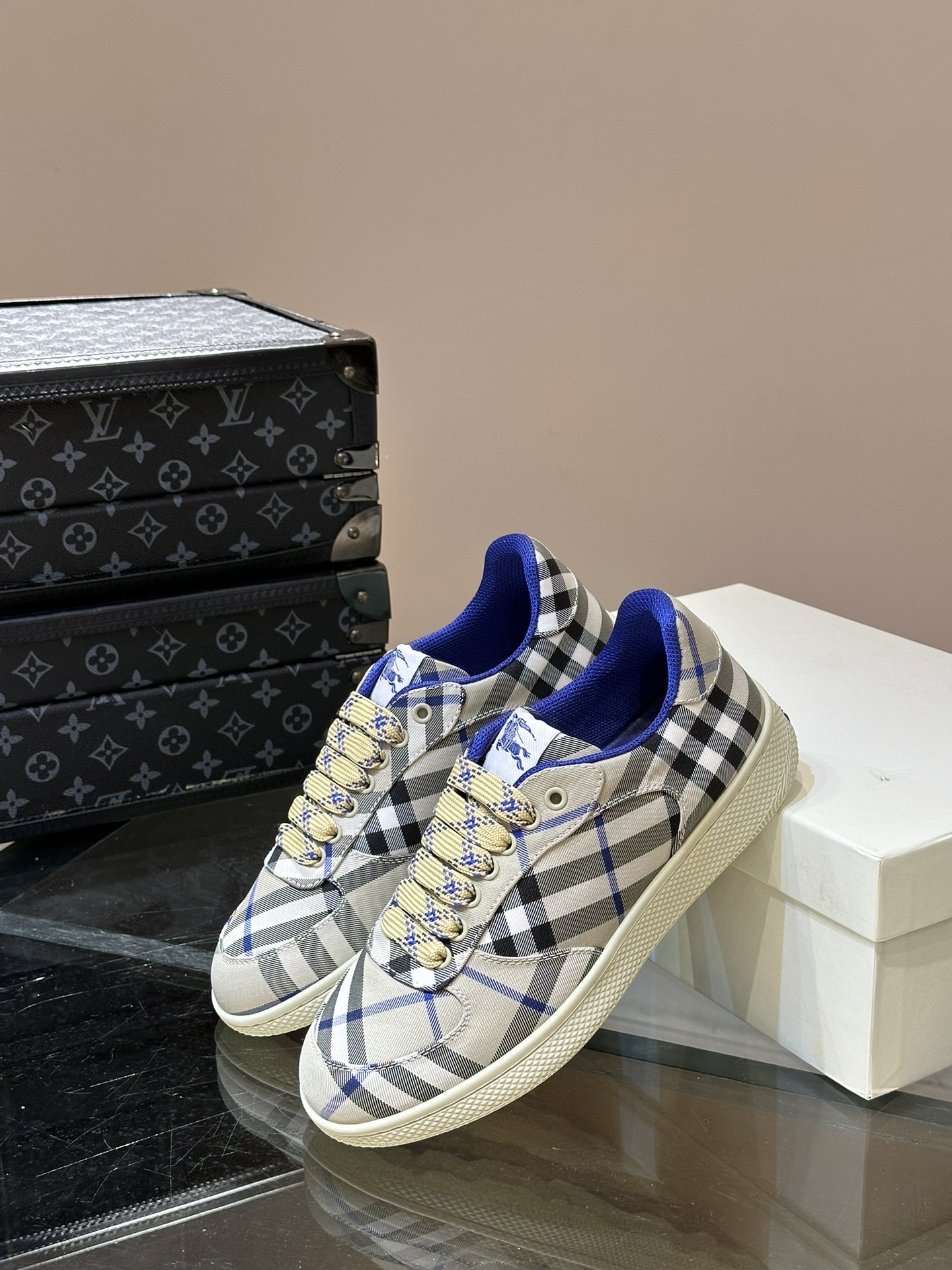 Burberry shoe
