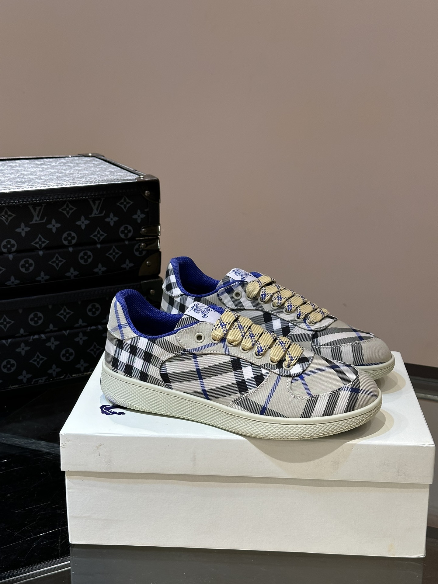 Burberry shoe