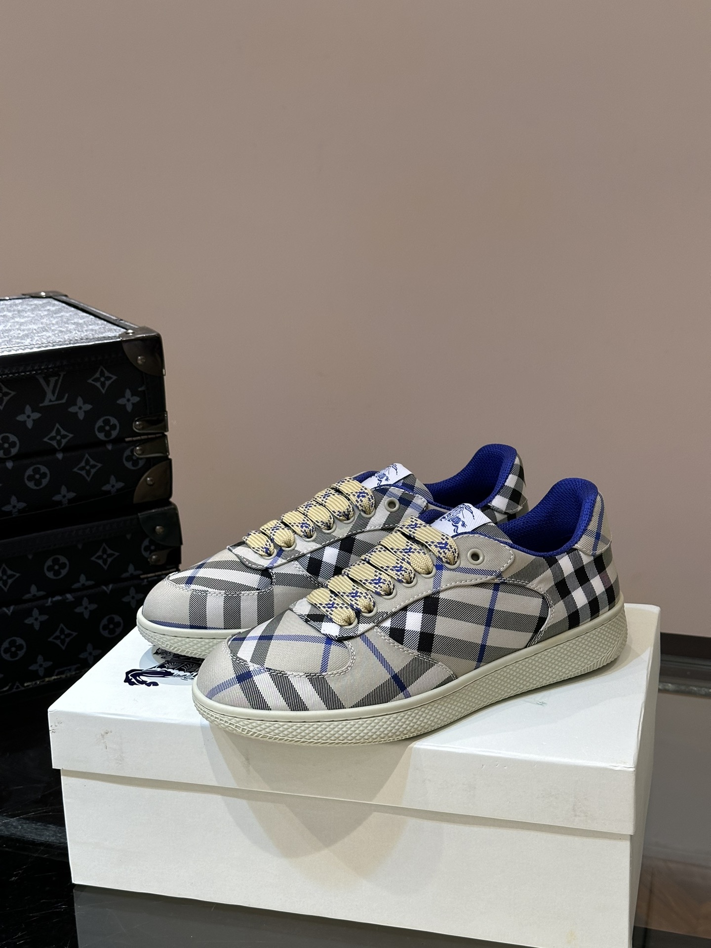 Burberry shoe