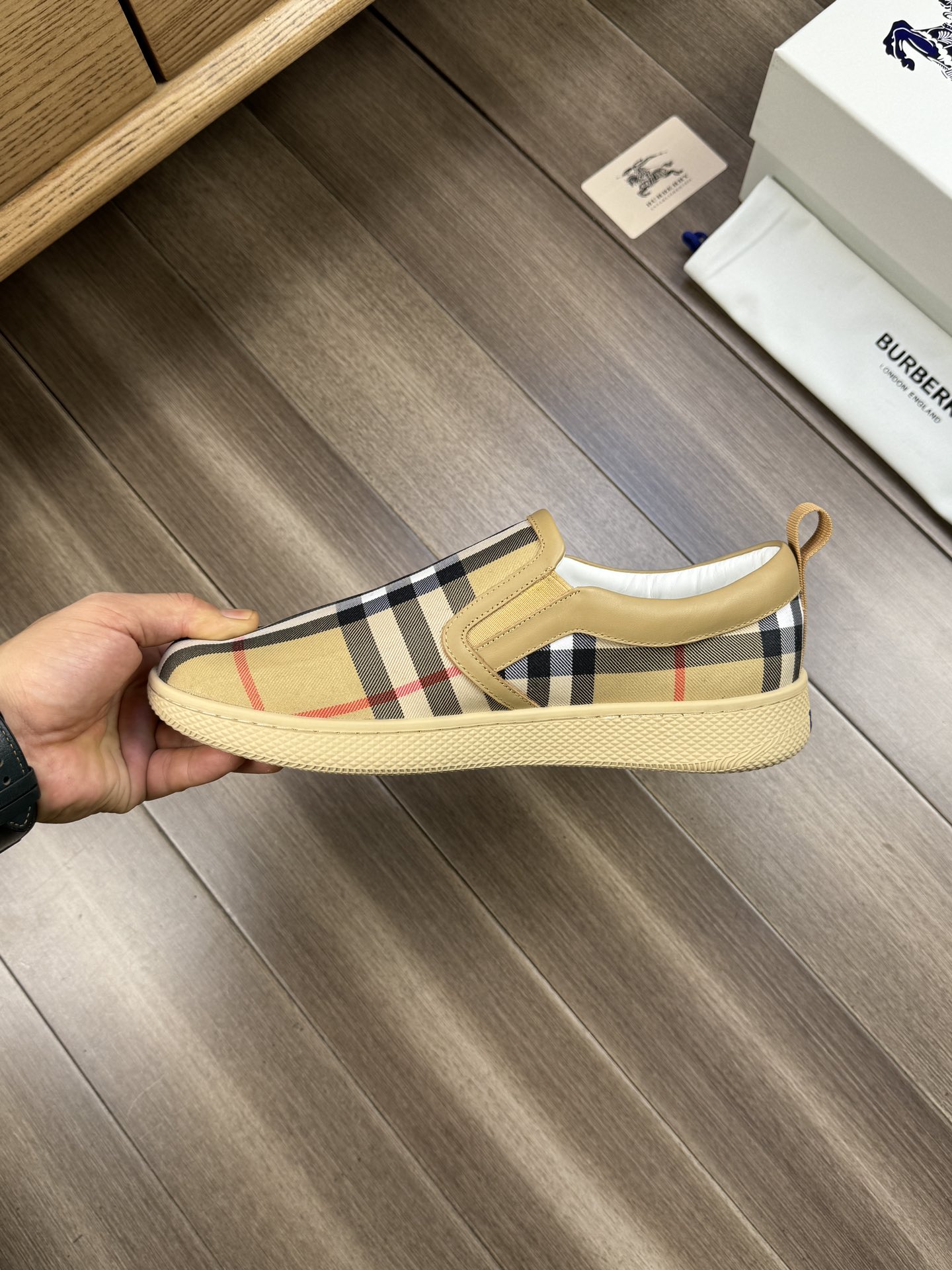 Burberry shoe