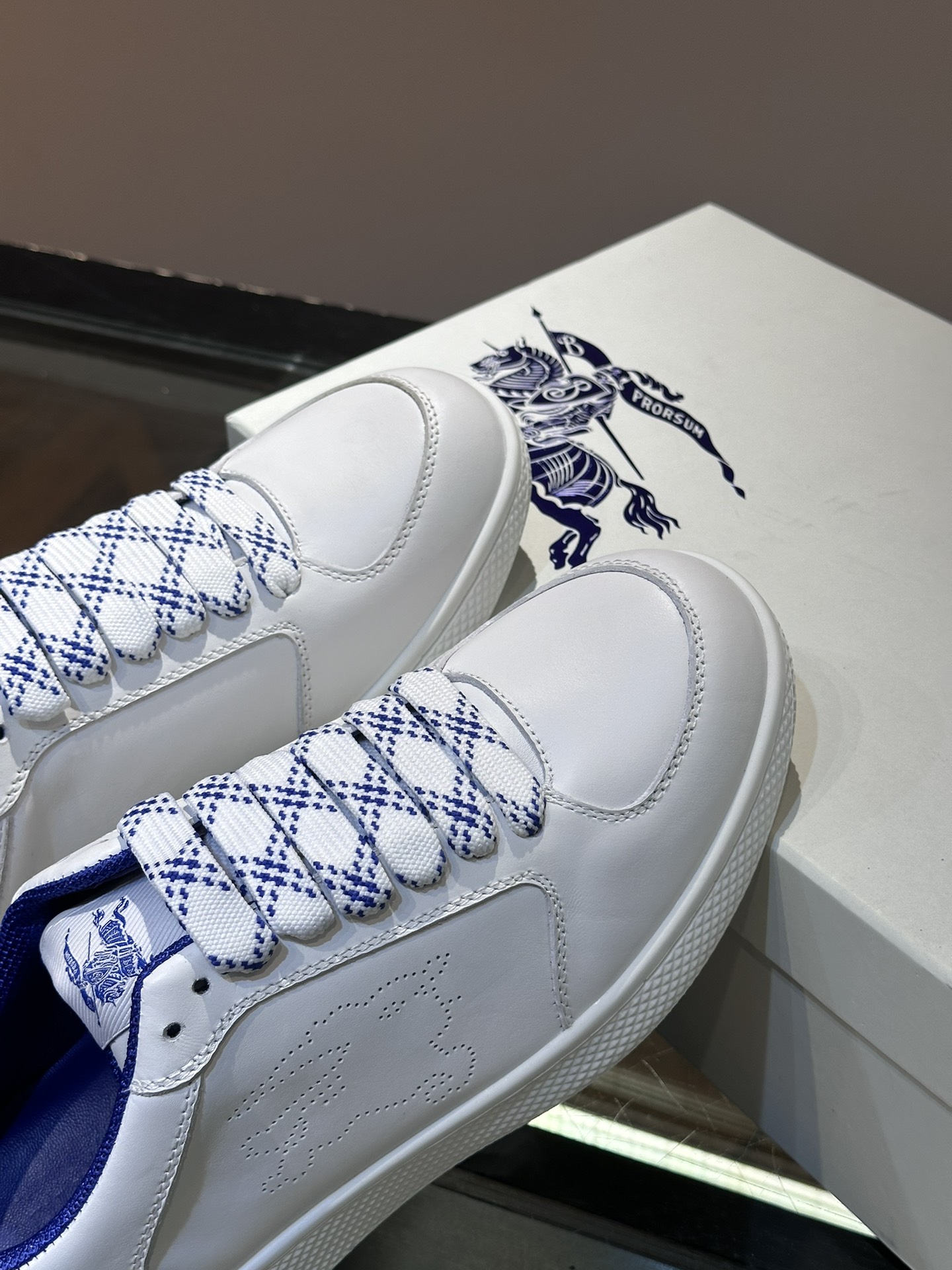Burberry shoe