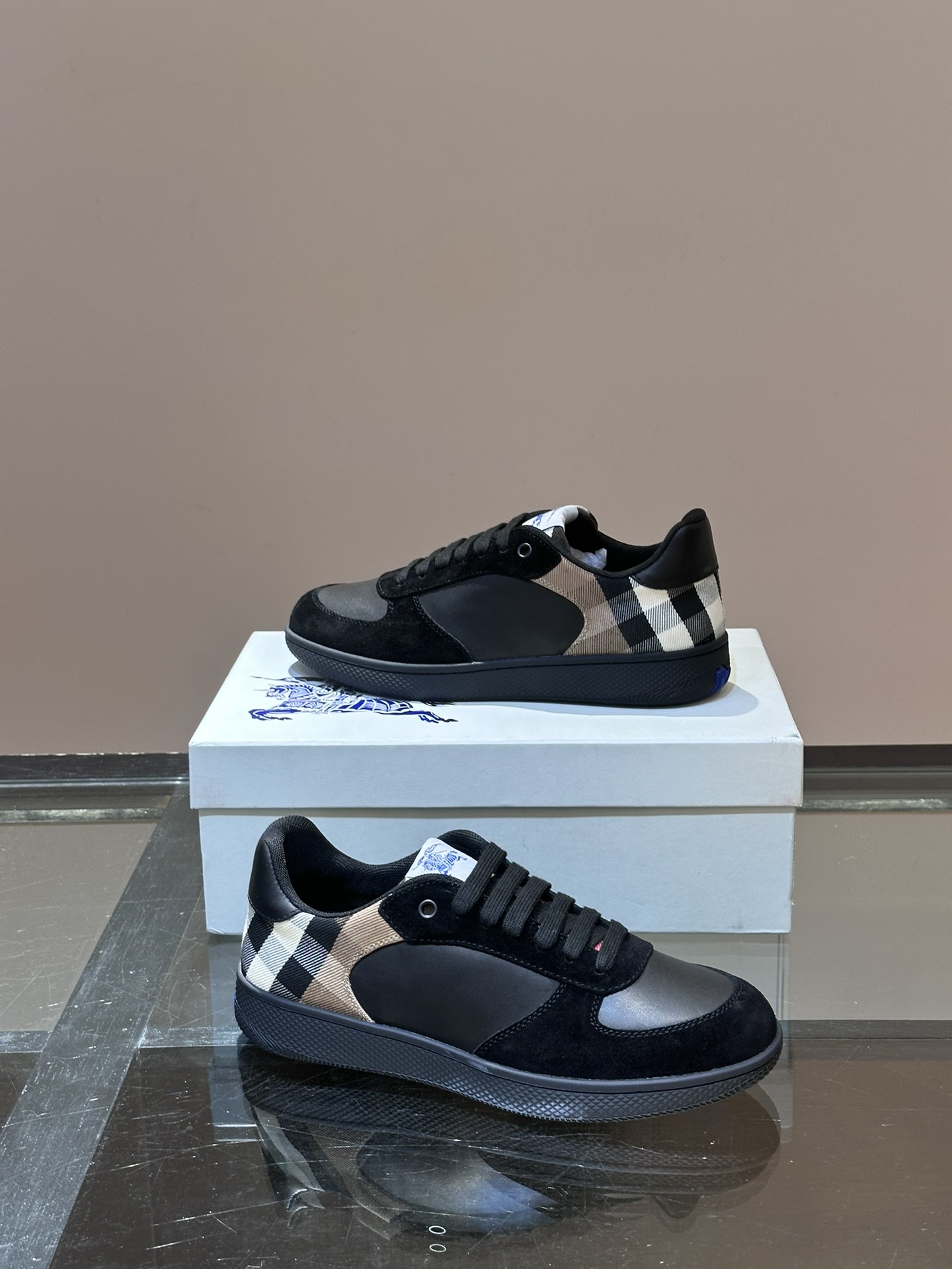 Burberry shoe
